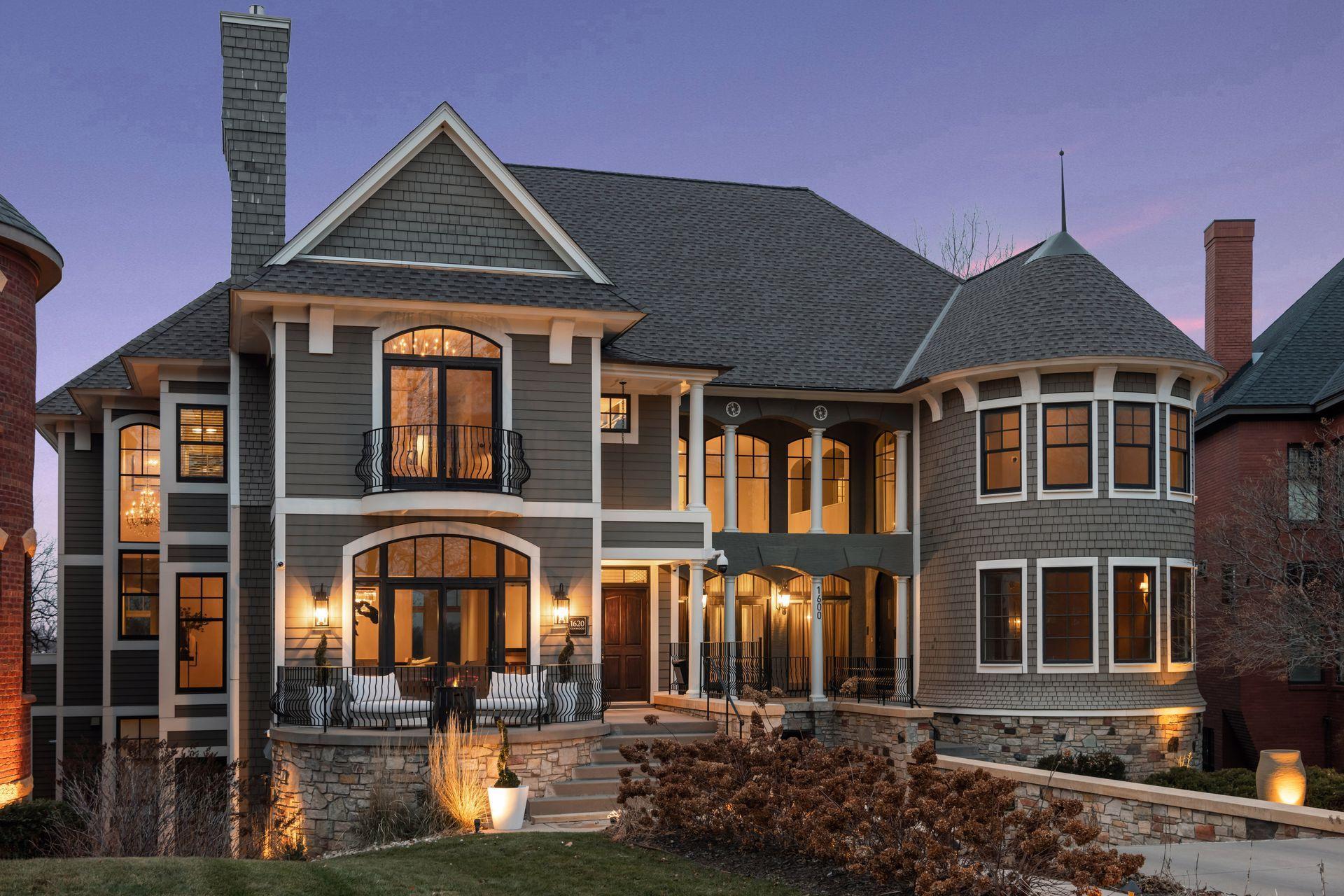 1620  Kenwood Parkway, Minneapolis, MN