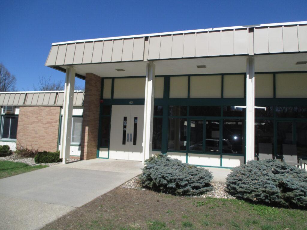 200 S 4th Street, Marshall, MN