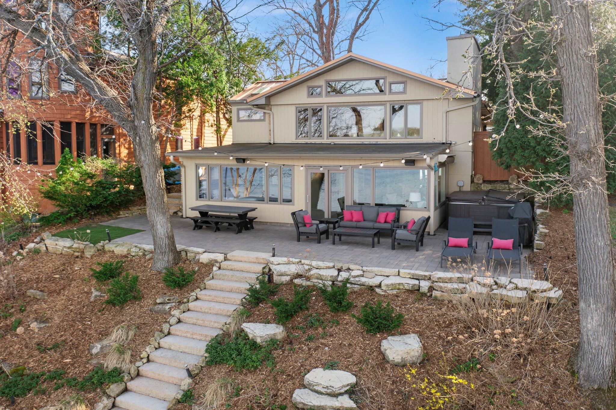 3090  Hamline Avenue N, Roseville, MN