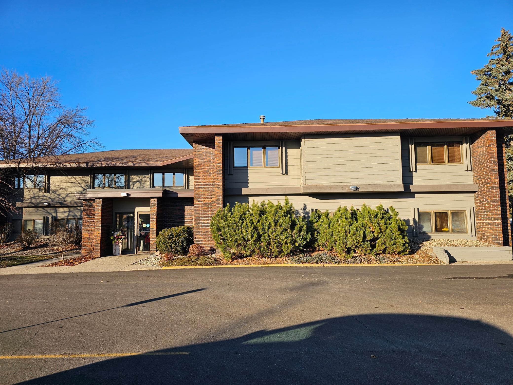 1101  1st Street S, Willmar, MN