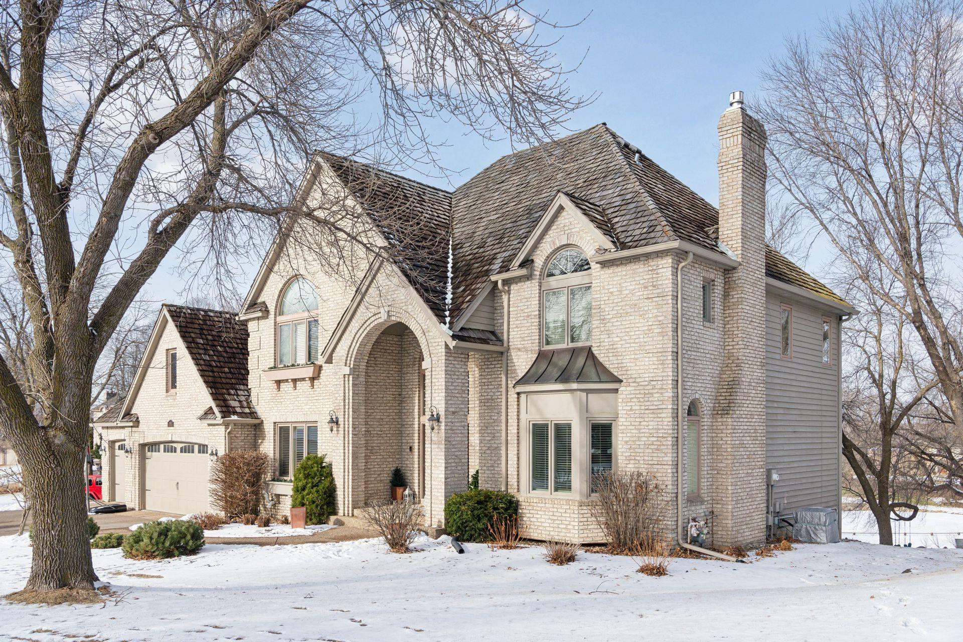 9451  Olympia Drive, Eden Prairie, MN