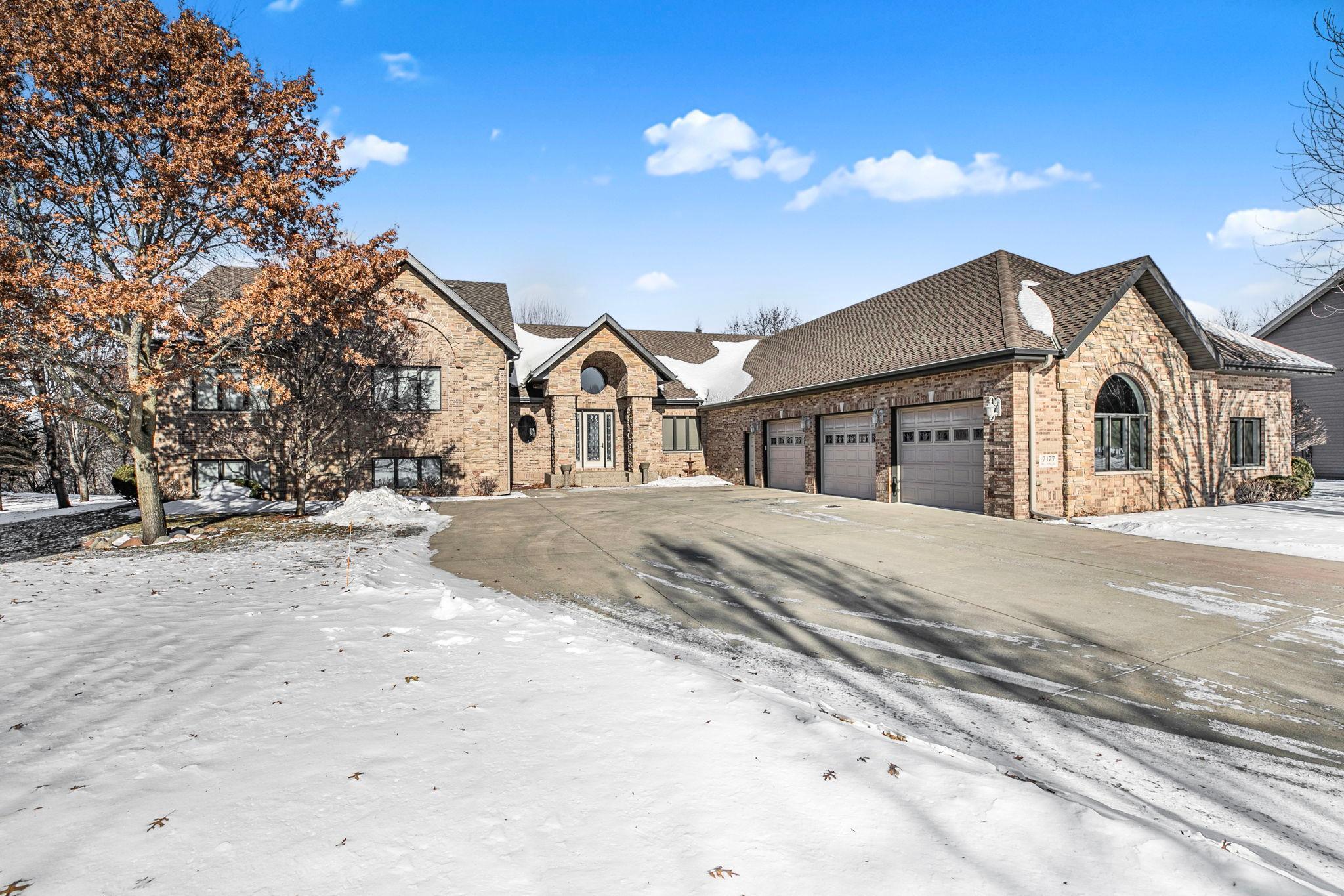 2177  Mill Pond Drive, Saint Cloud, MN