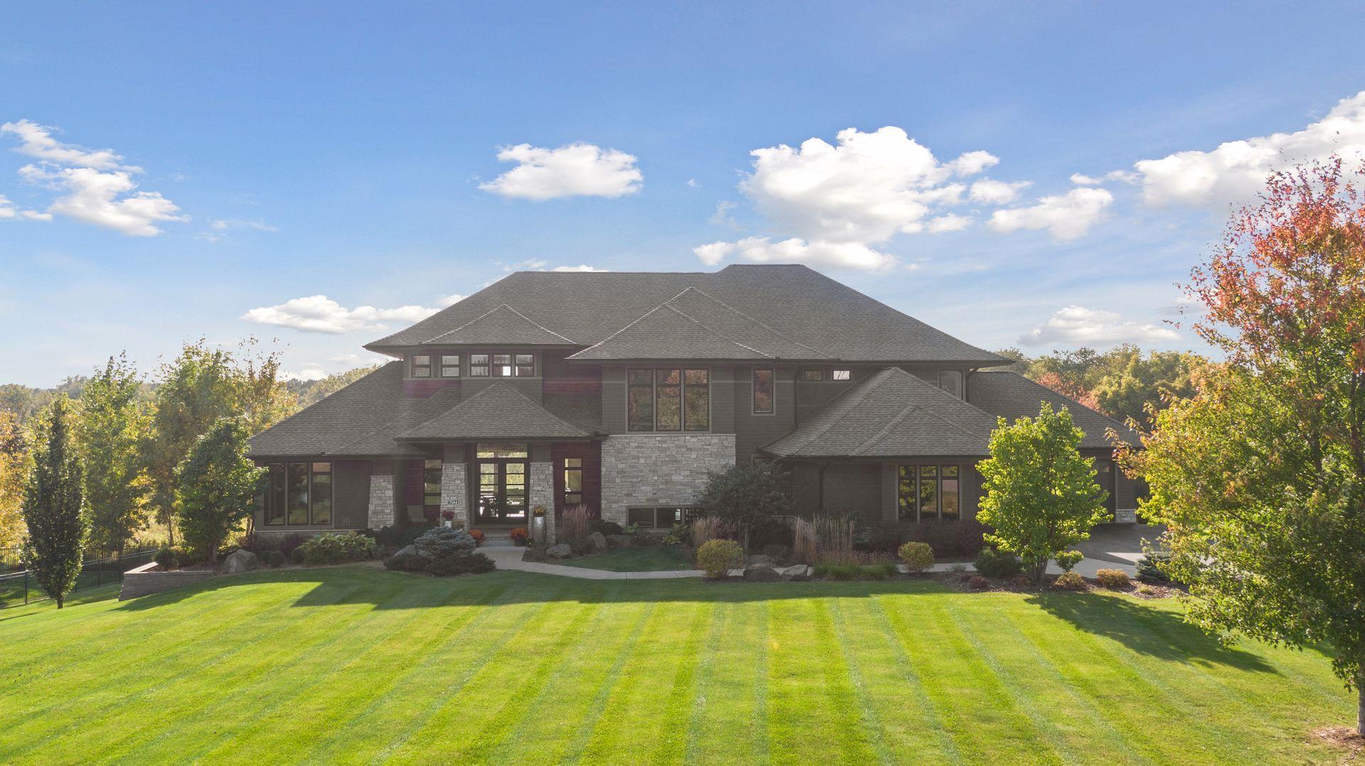 7584  Glen Alcove, Woodbury, MN