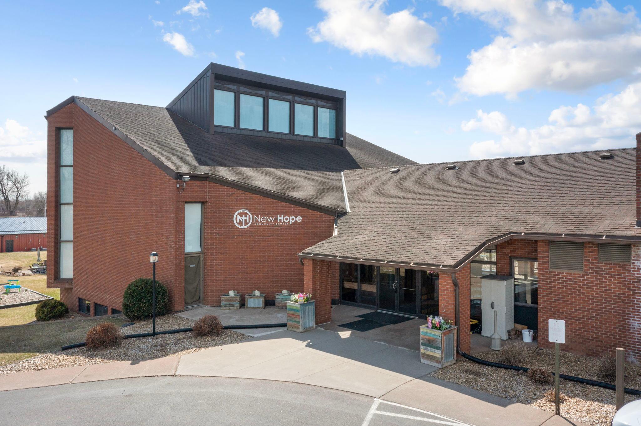 114  Dahlin Avenue NE, Isanti, MN