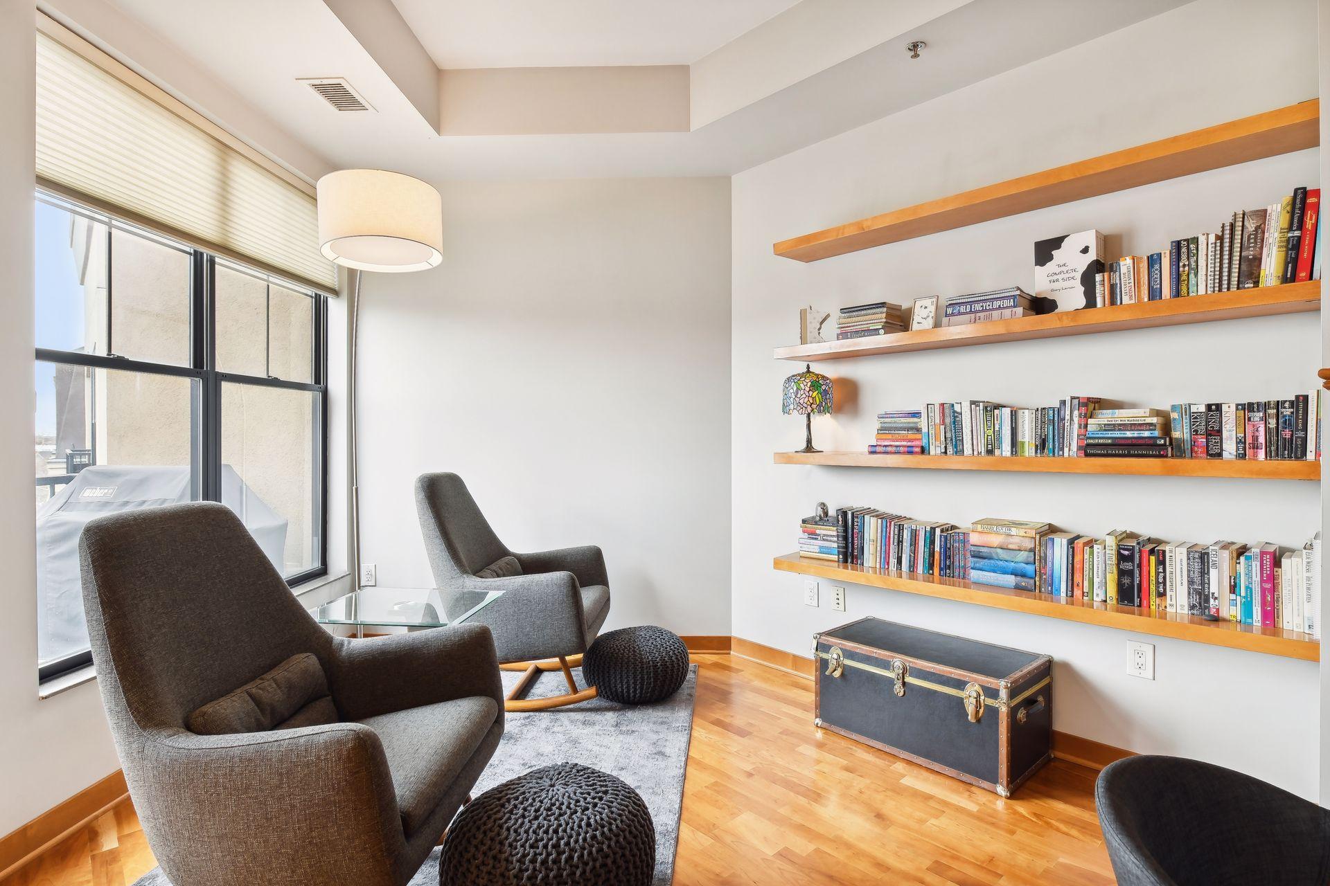 317  Groveland Avenue, Minneapolis, MN