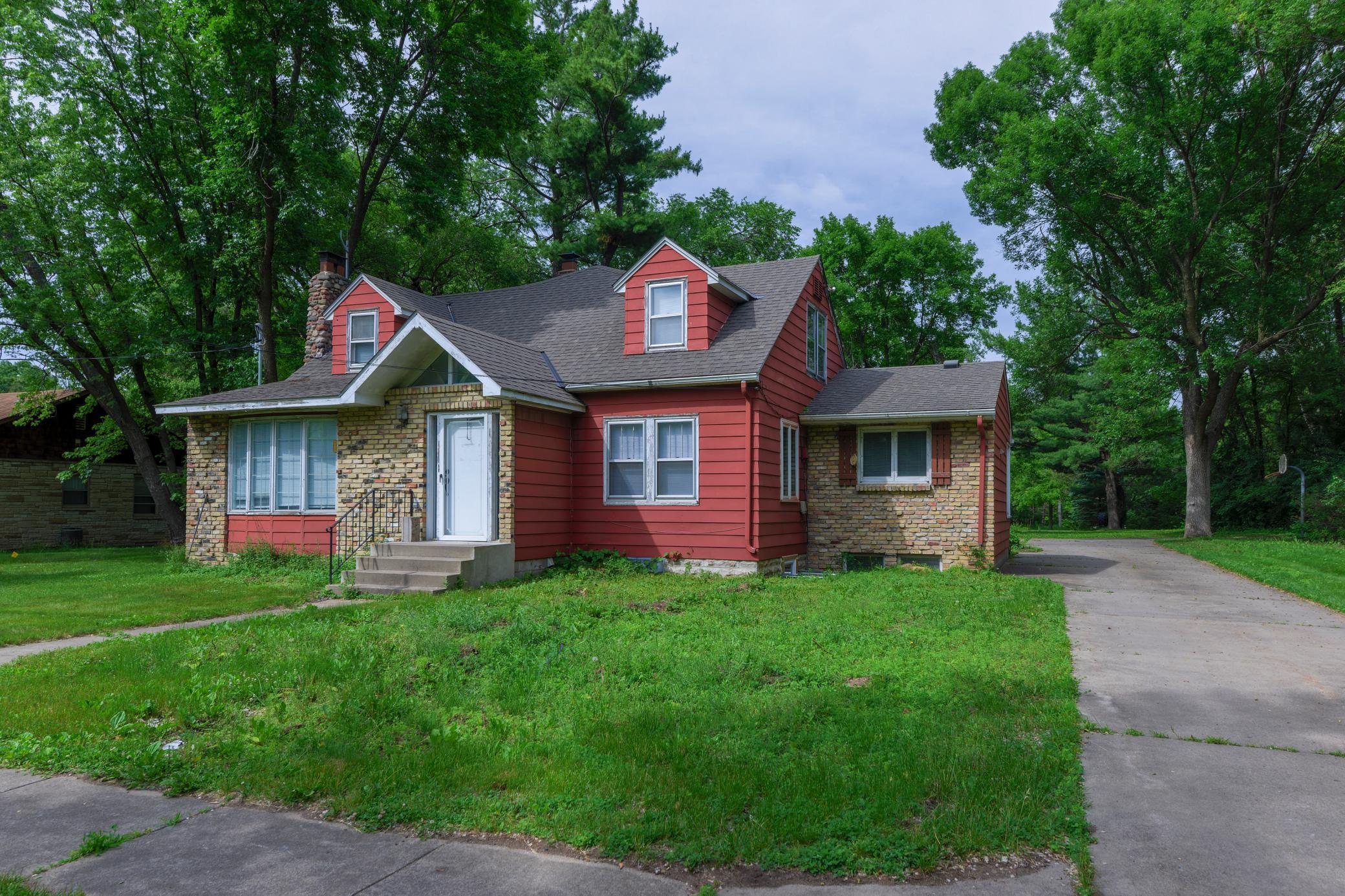 11020 W River Road, Champlin, MN