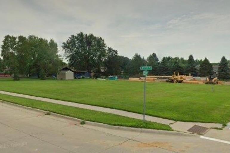 901  9th Avenue SW, Pipestone, MN