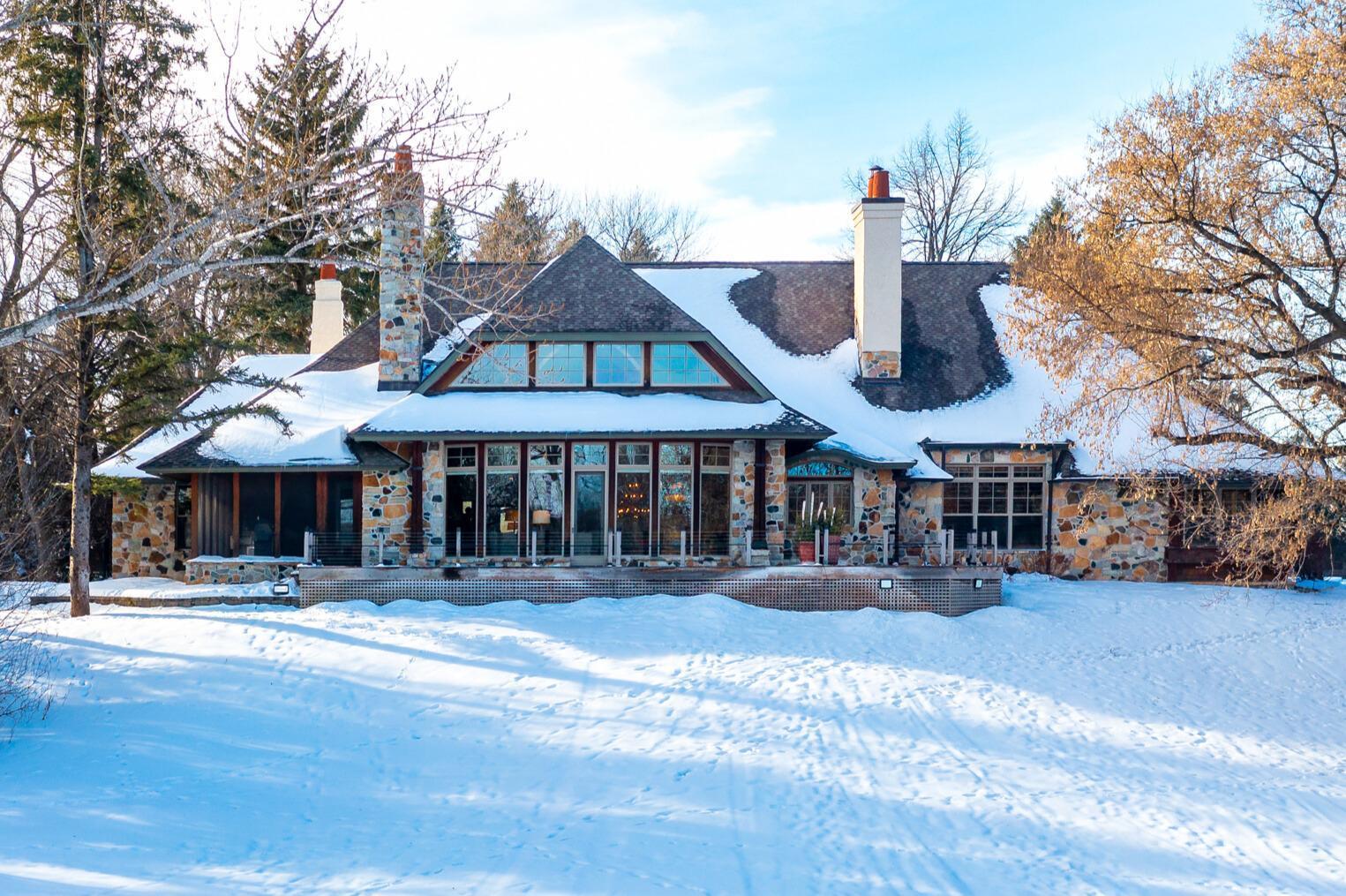 1102  32nd Avenue S, Fargo, ND