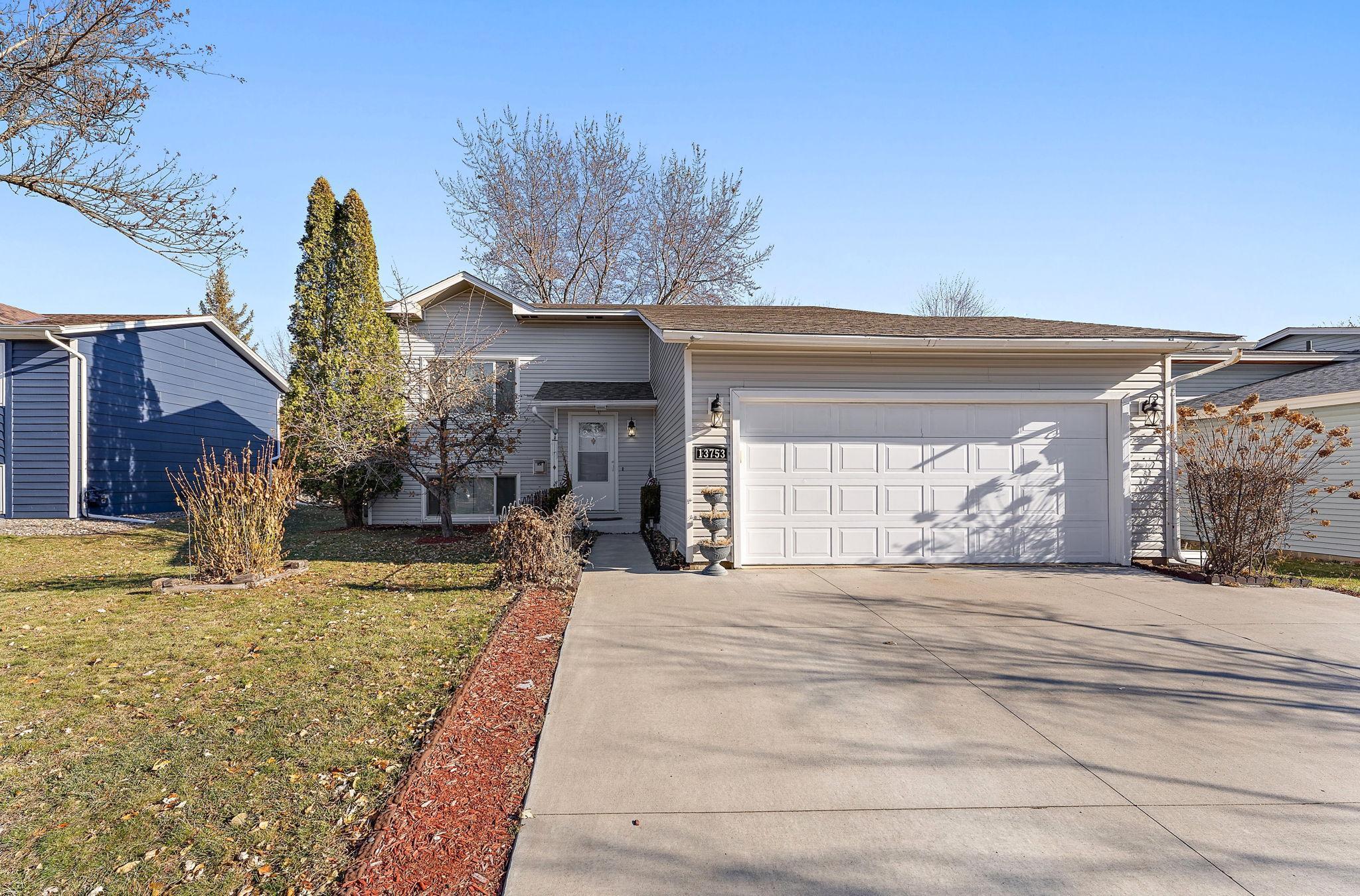 13753  Glenhurst Avenue, Savage, MN