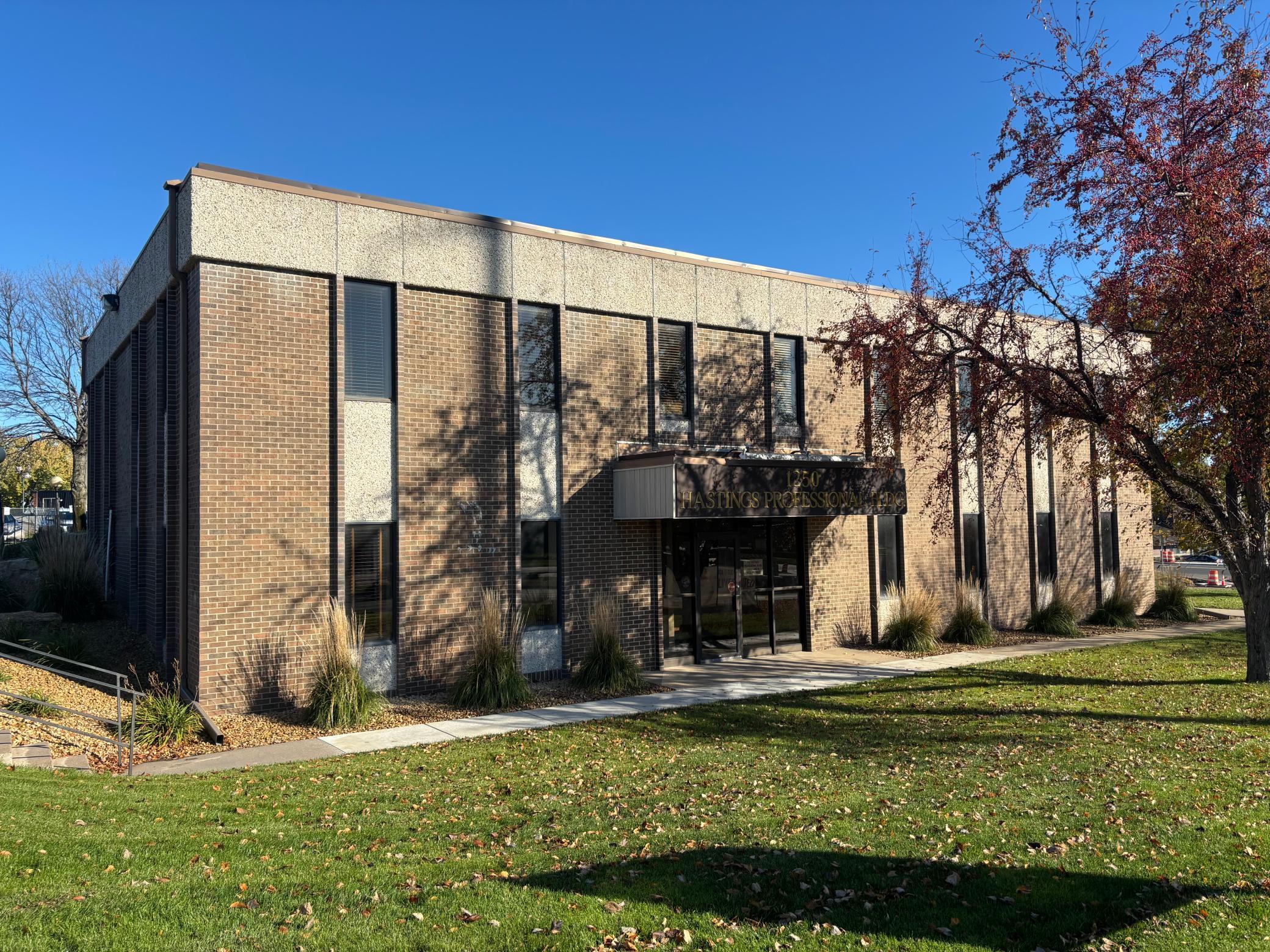 1250 N Frontage Road, Hastings, MN