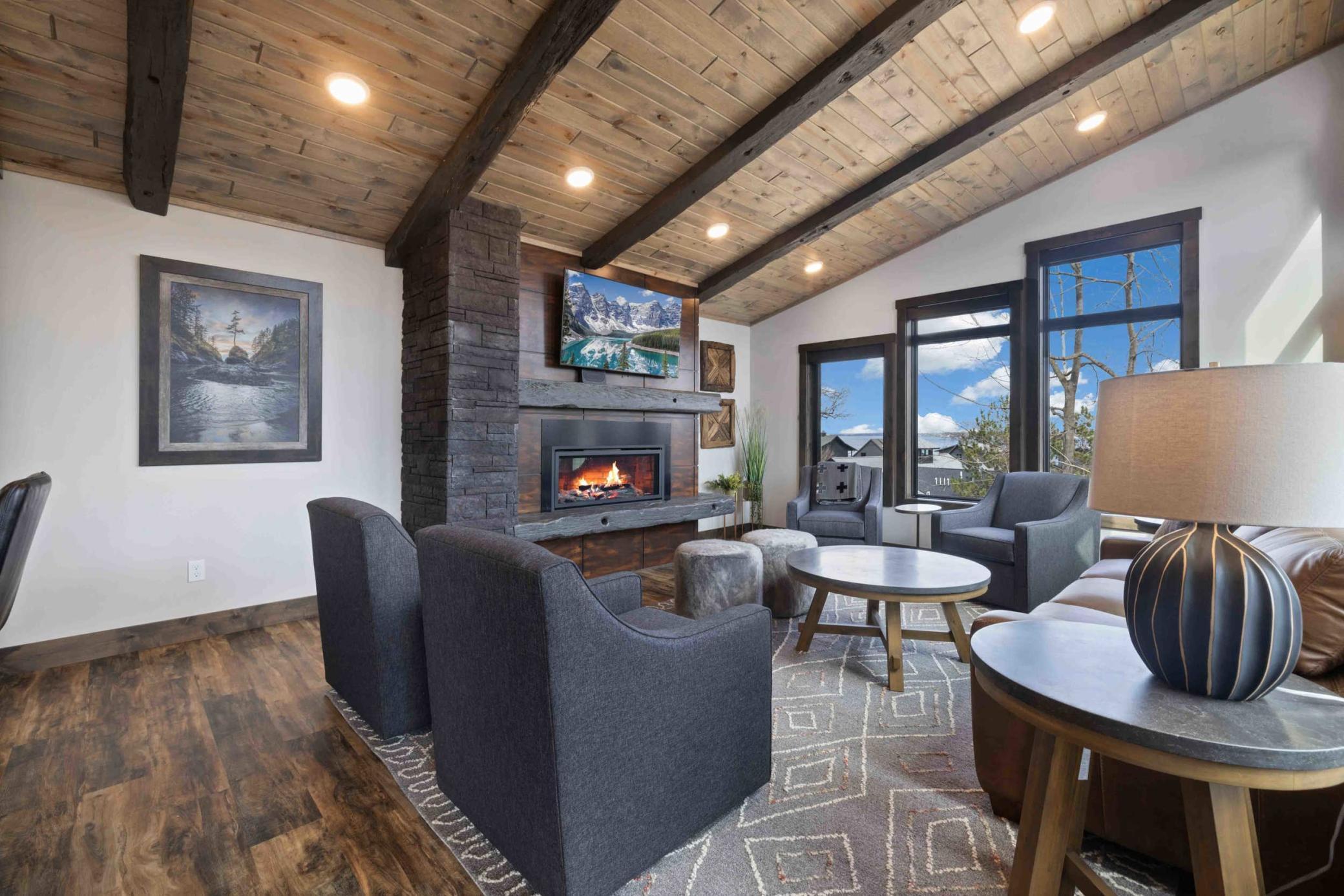 9890  Adventure Way, Nisswa, MN