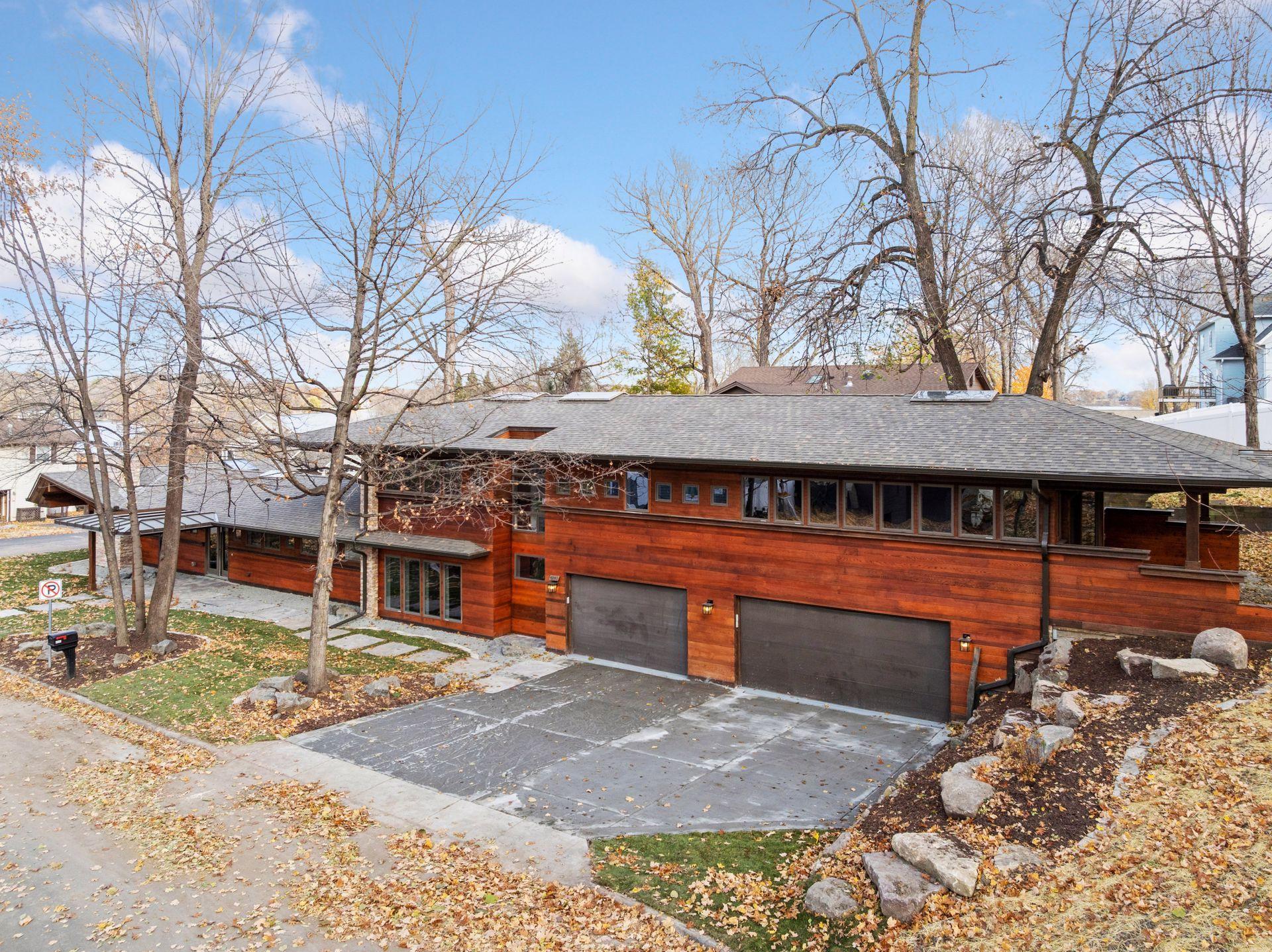 4945  Glen Elyn Road, Mound, MN