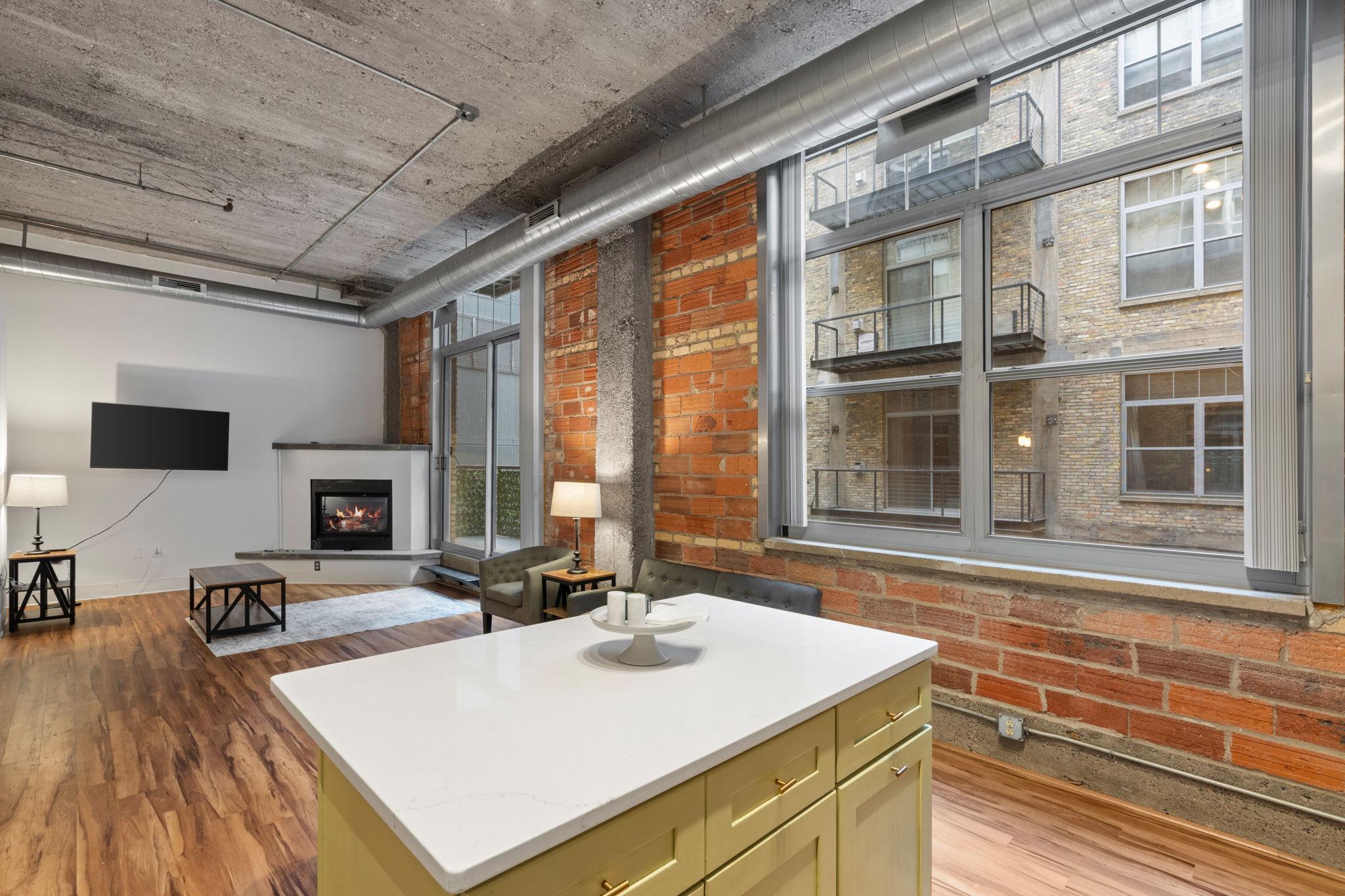 521 S 7th Street, Minneapolis, MN