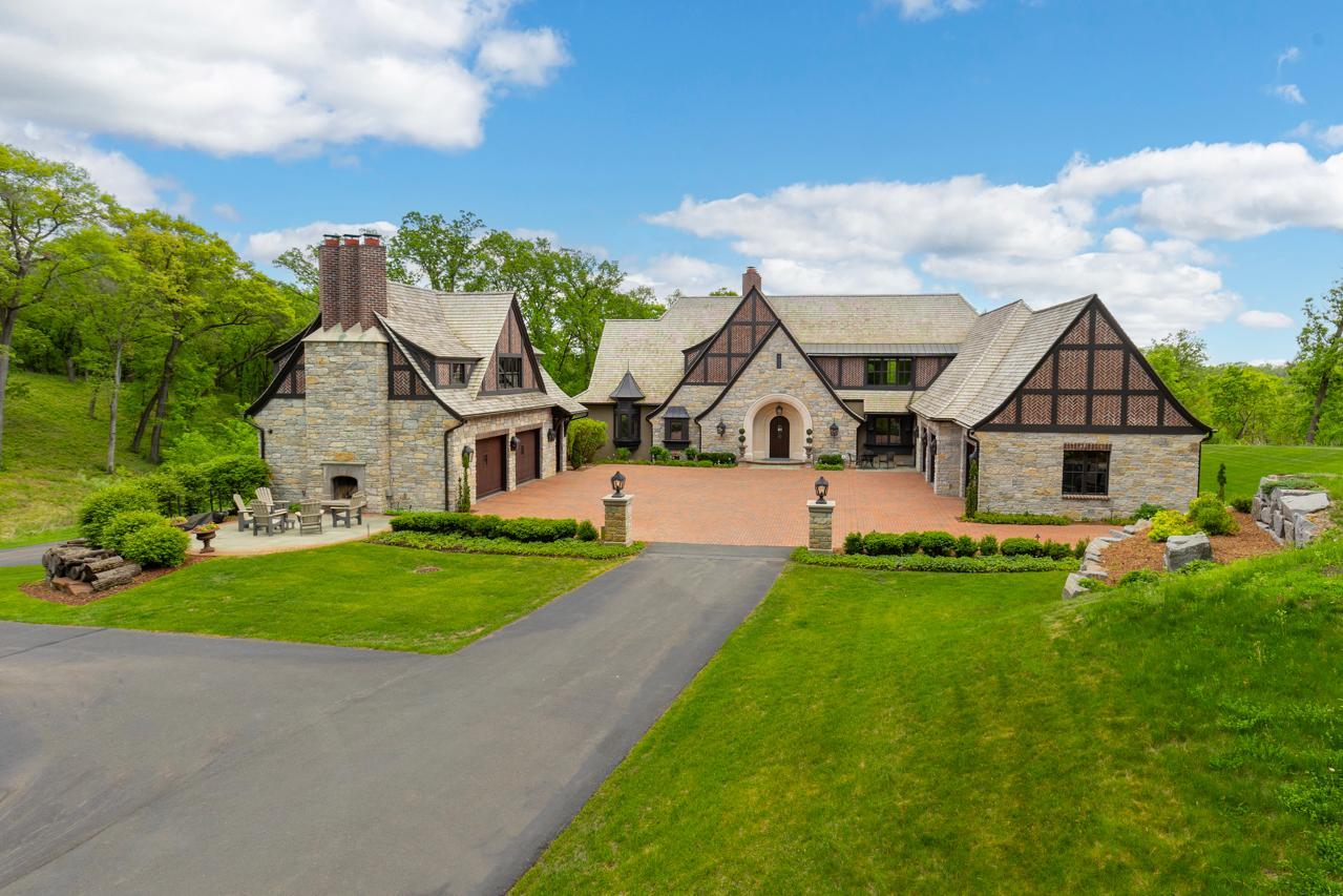 240  Salem Church Road, Sunfish Lake, MN