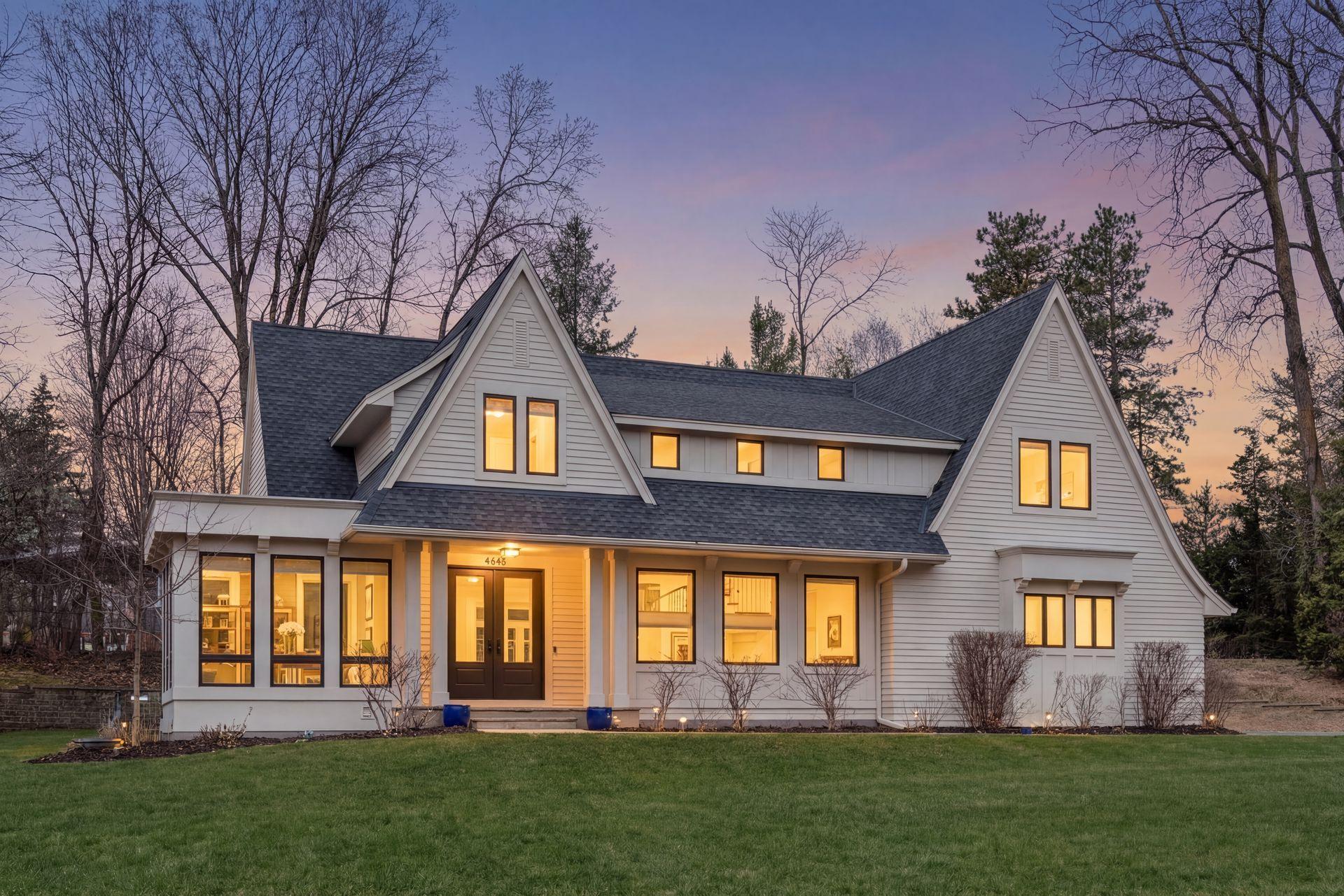 6604  Mohawk Trail, Edina, MN