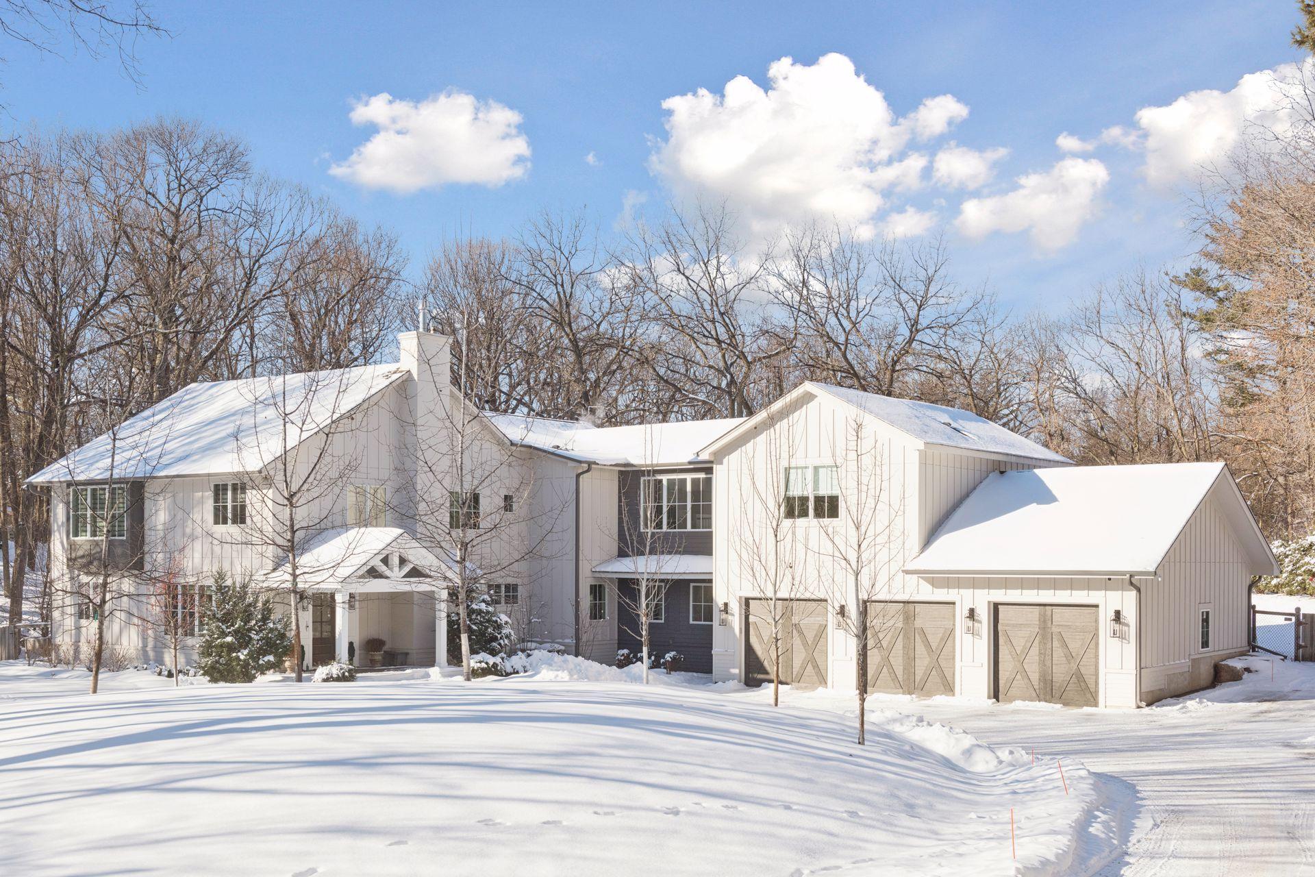 19020  Minnetonka Boulevard, Deephaven, MN