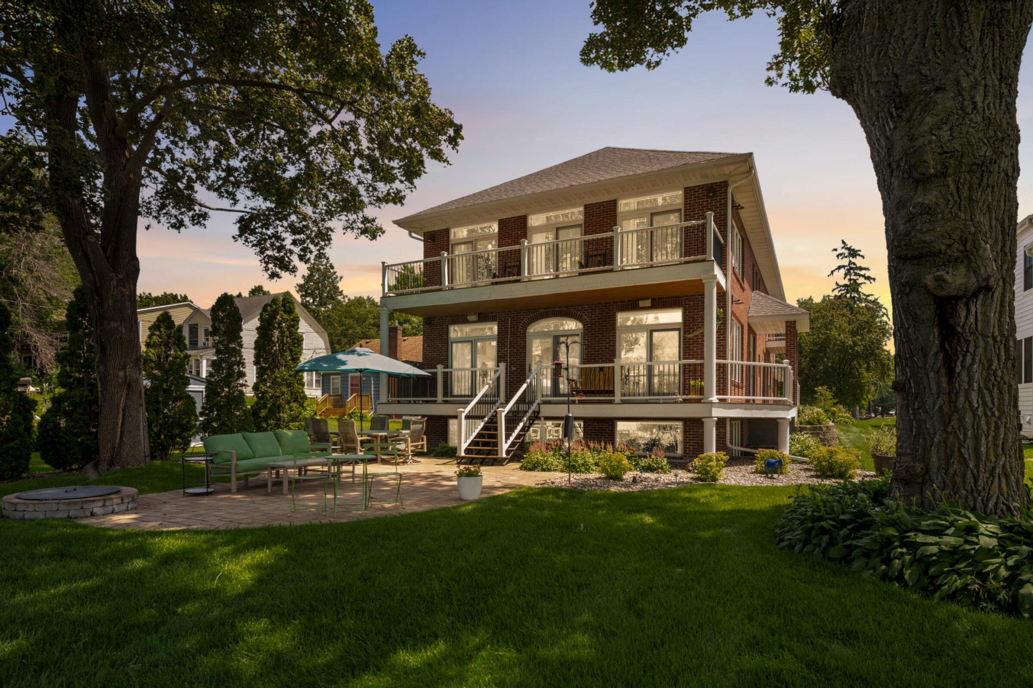 3890  Sunset Drive, Spring Park, MN