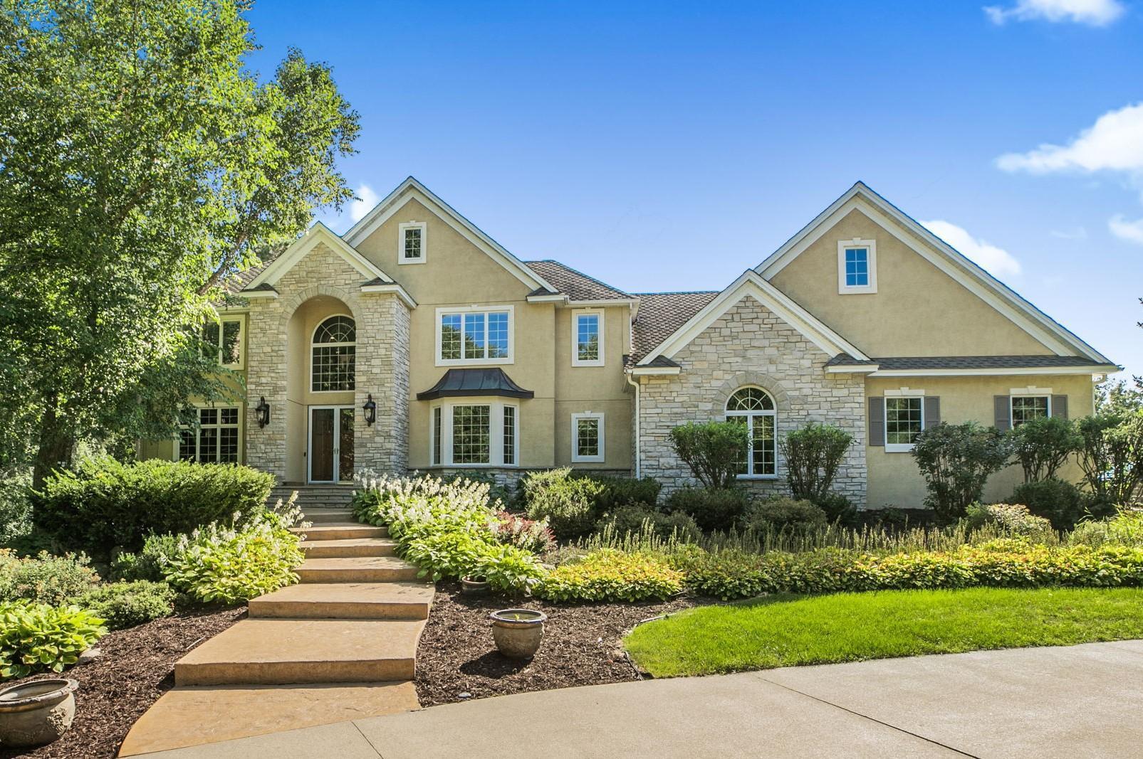 90  27th Street N, Sartell, MN