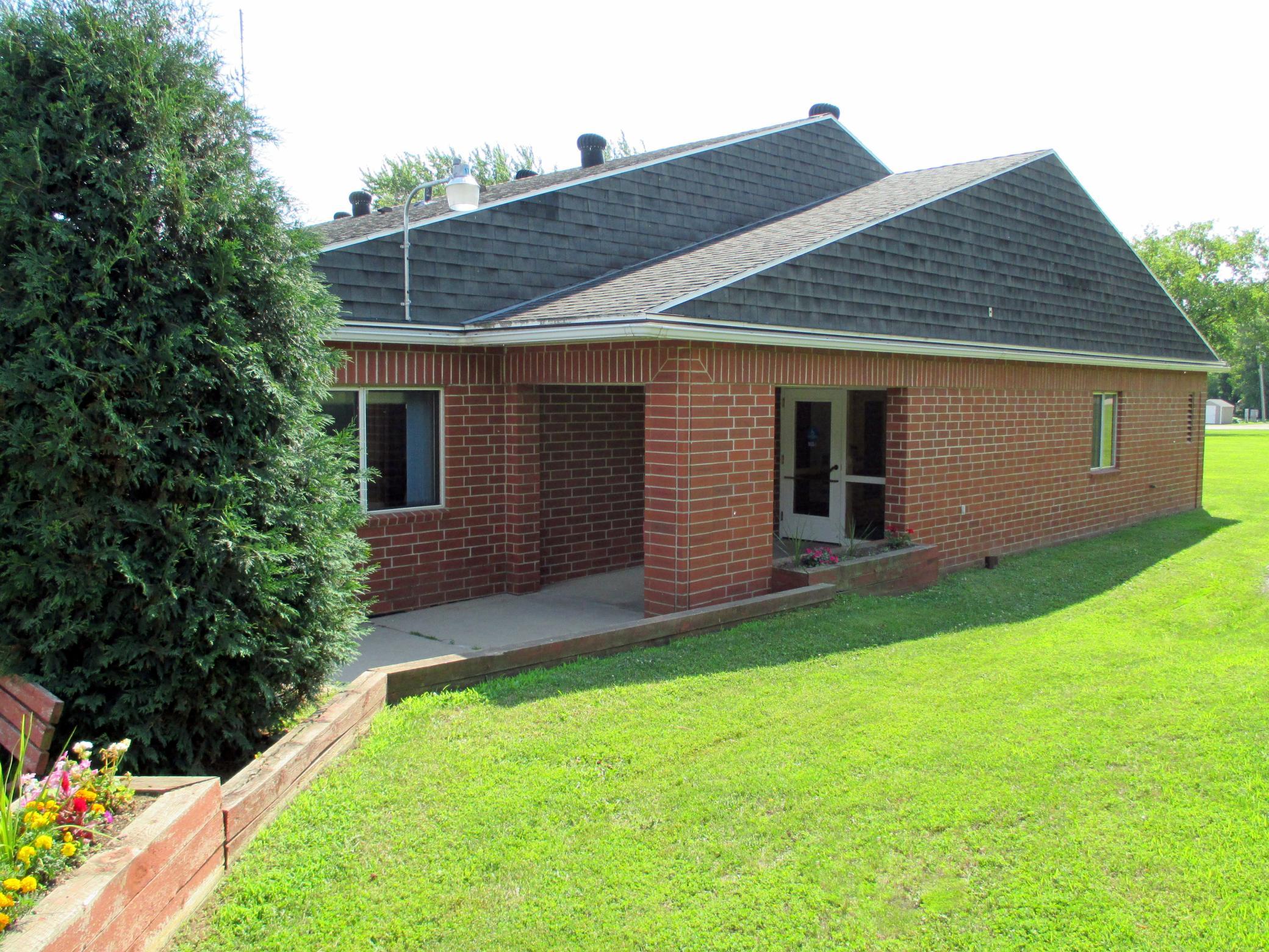 222  1st Avenue NE, Eagle Bend, MN