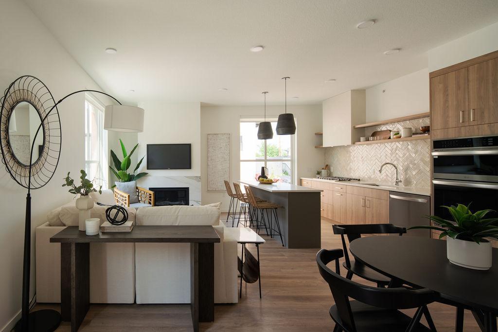 9  West Drive, Excelsior, MN