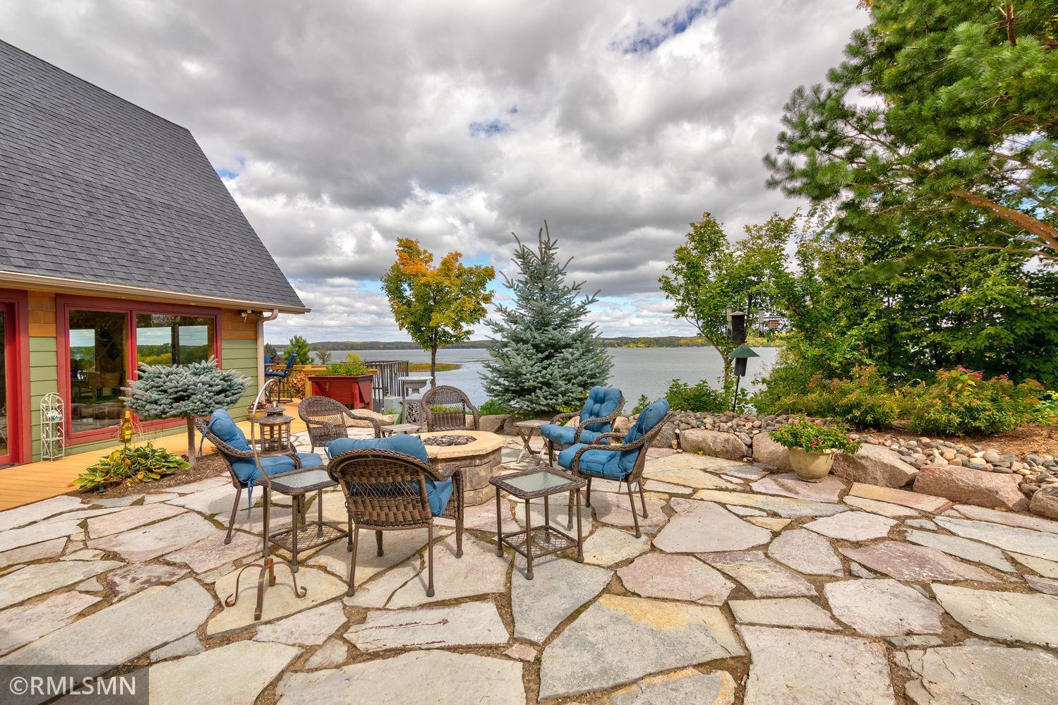 Real Estate, Homes for Sale MLS5655243 Agent Listing by Karissa