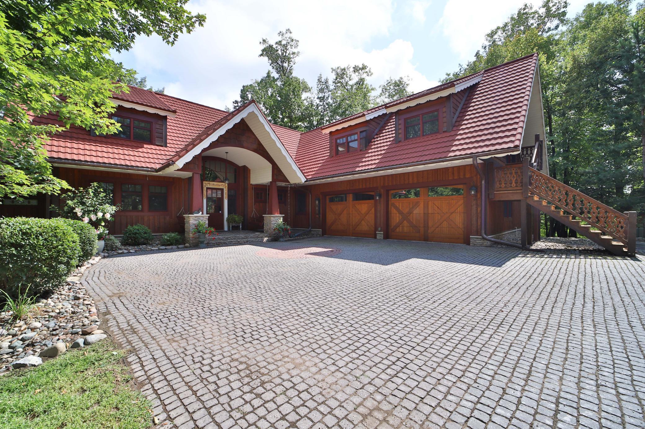 7996  Bass Lake Trail, Lake Shore, MN