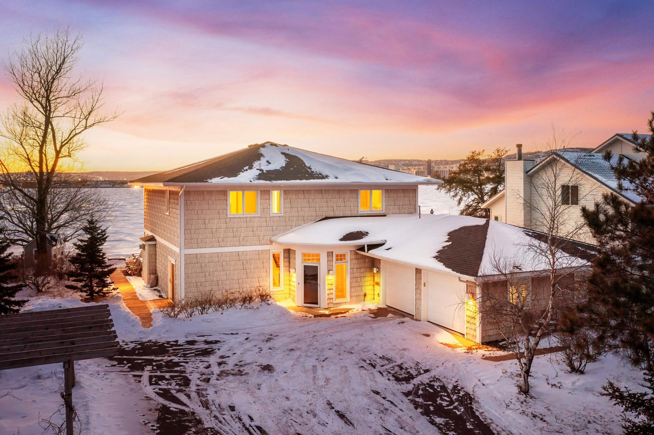 312  Harbor Point Circle, Duluth, MN