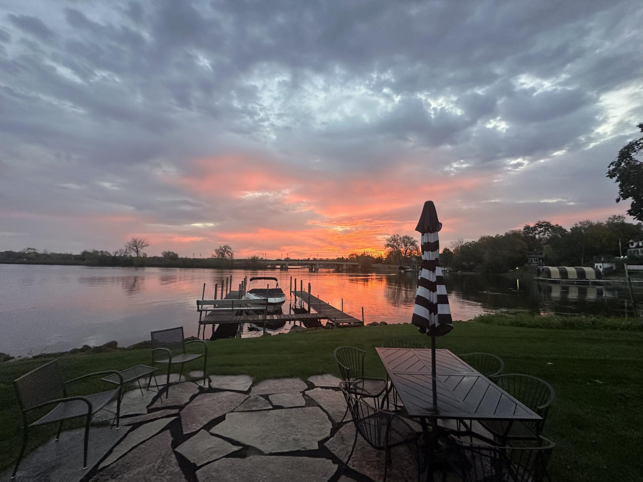 17500  County Road 101  W, Minnetonka, MN