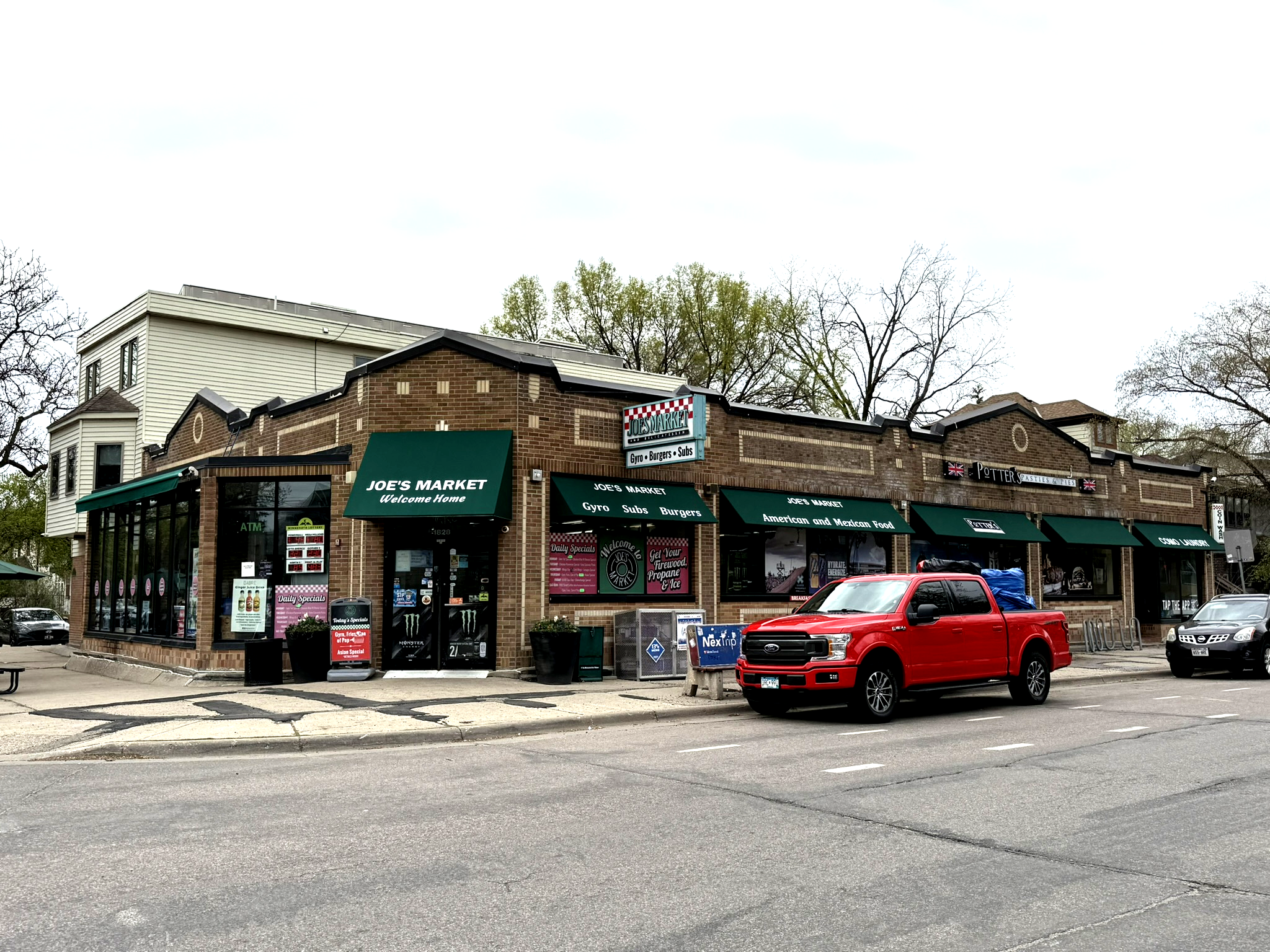 1820  Como Avenue SE, Minneapolis, MN