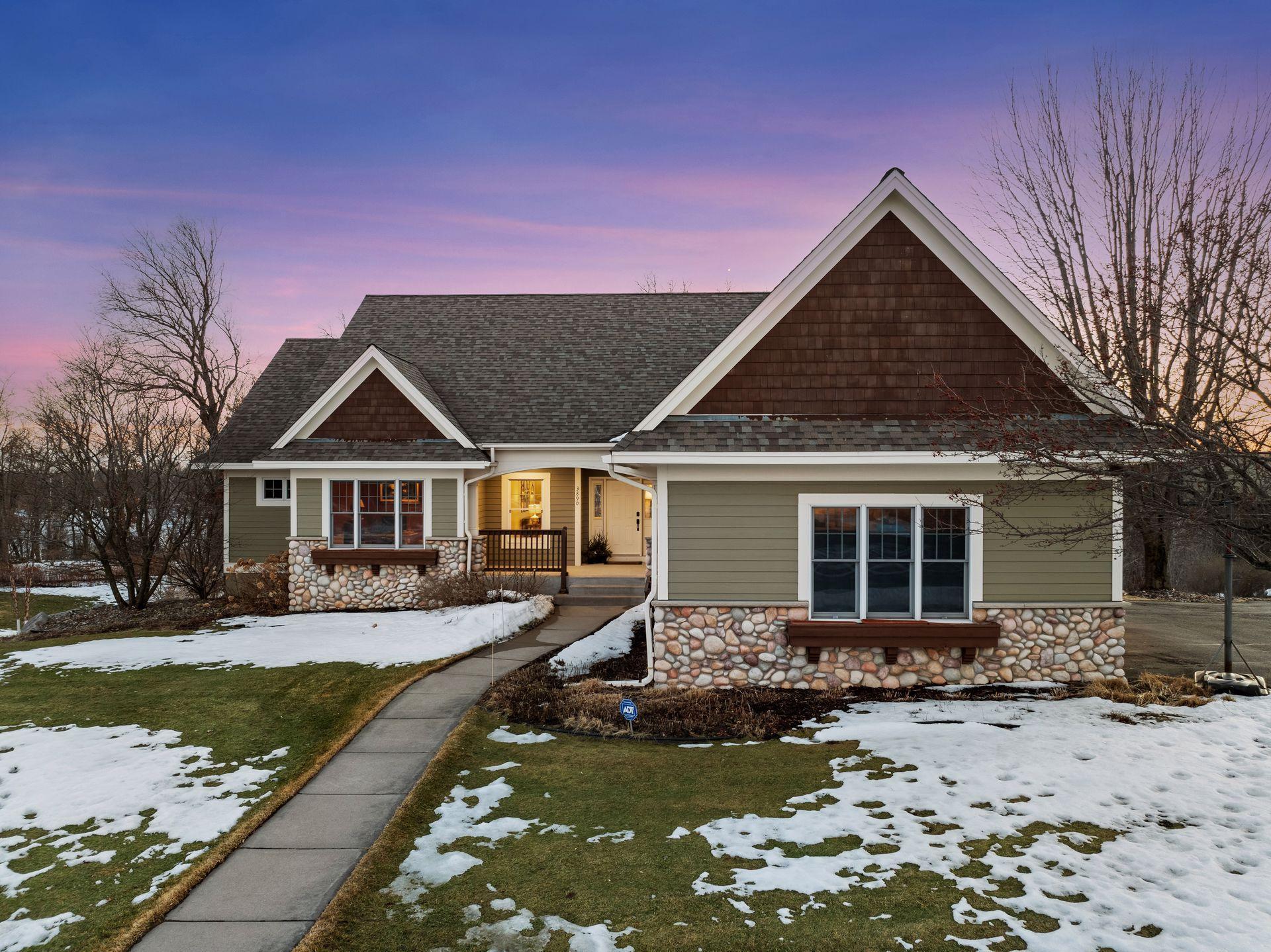 3890  Kindred Way, Lake Elmo, MN