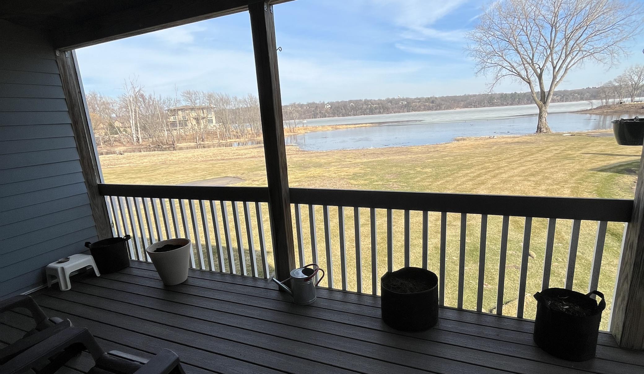 527  Mariner Drive, Bayport, MN