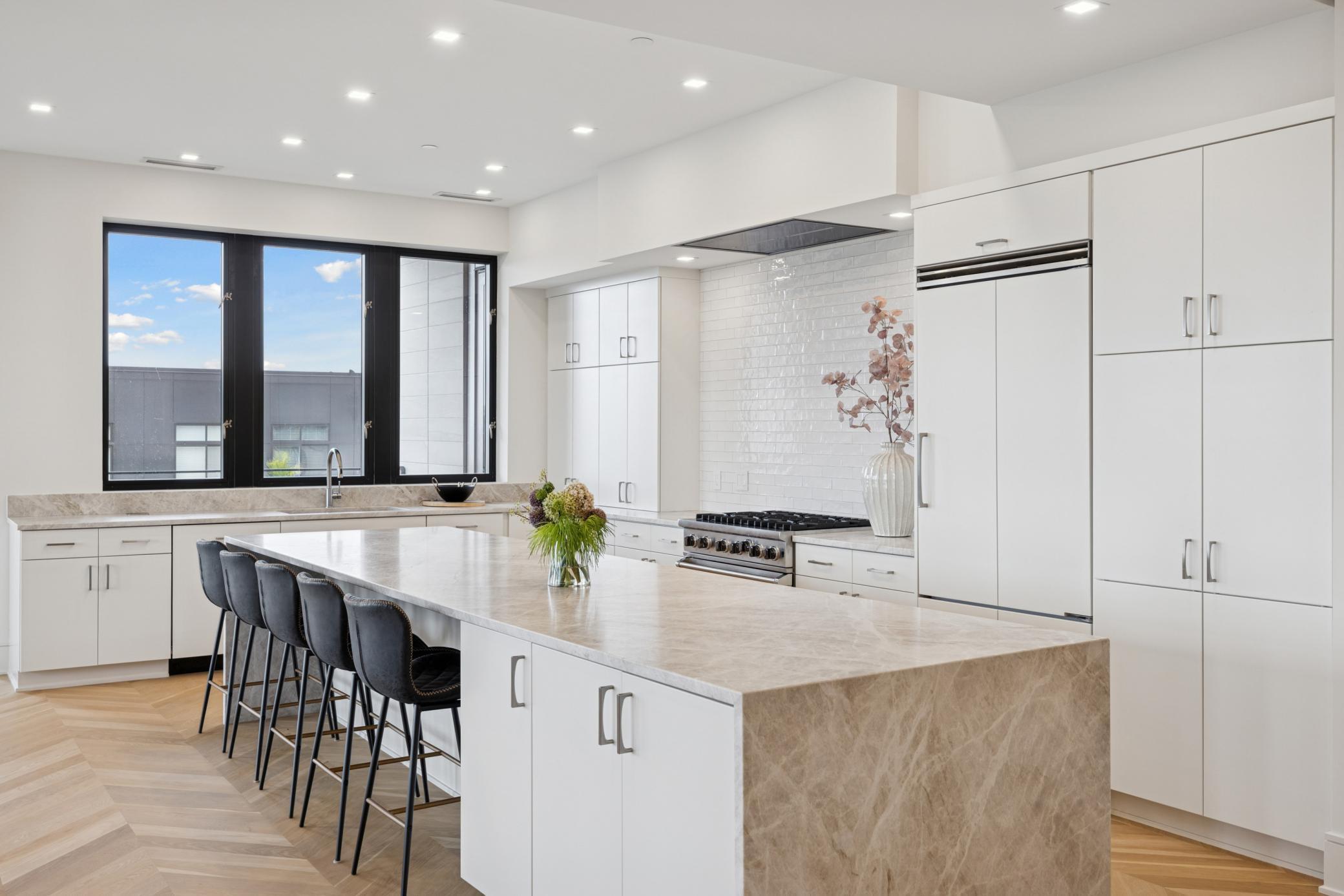 3041  Holmes Avenue S, Minneapolis, MN