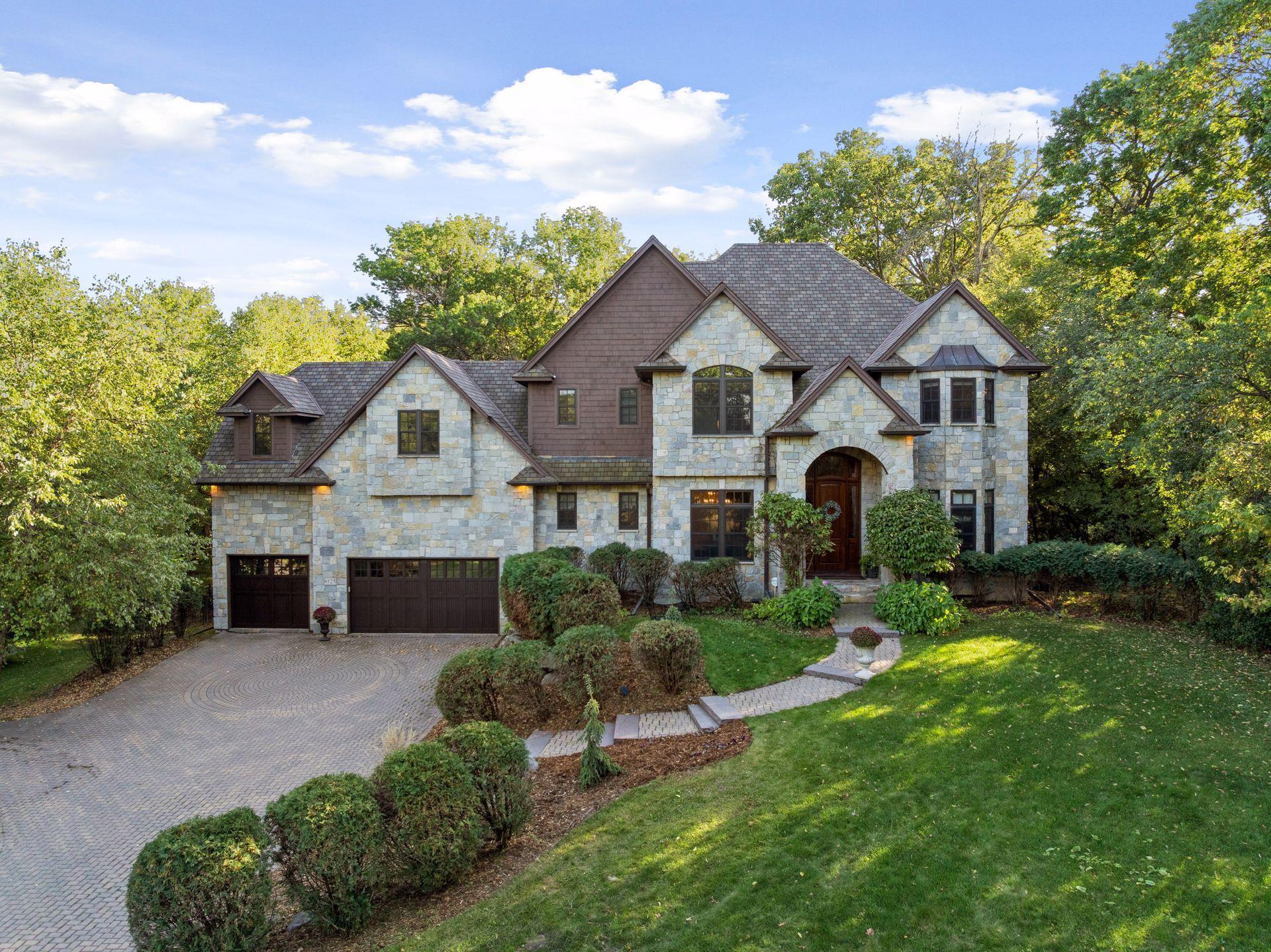 8523  Amsden Road, Bloomington, MN