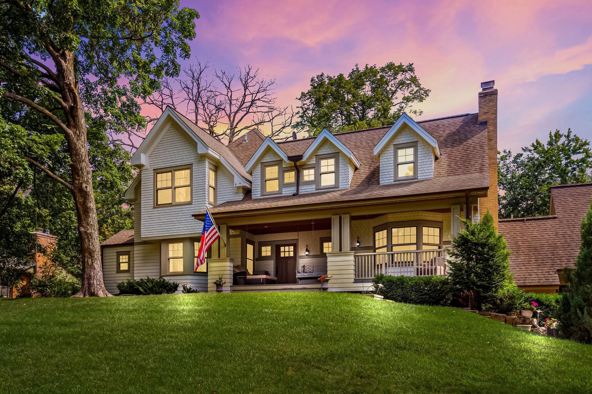 20590  Linden Road, Deephaven, MN