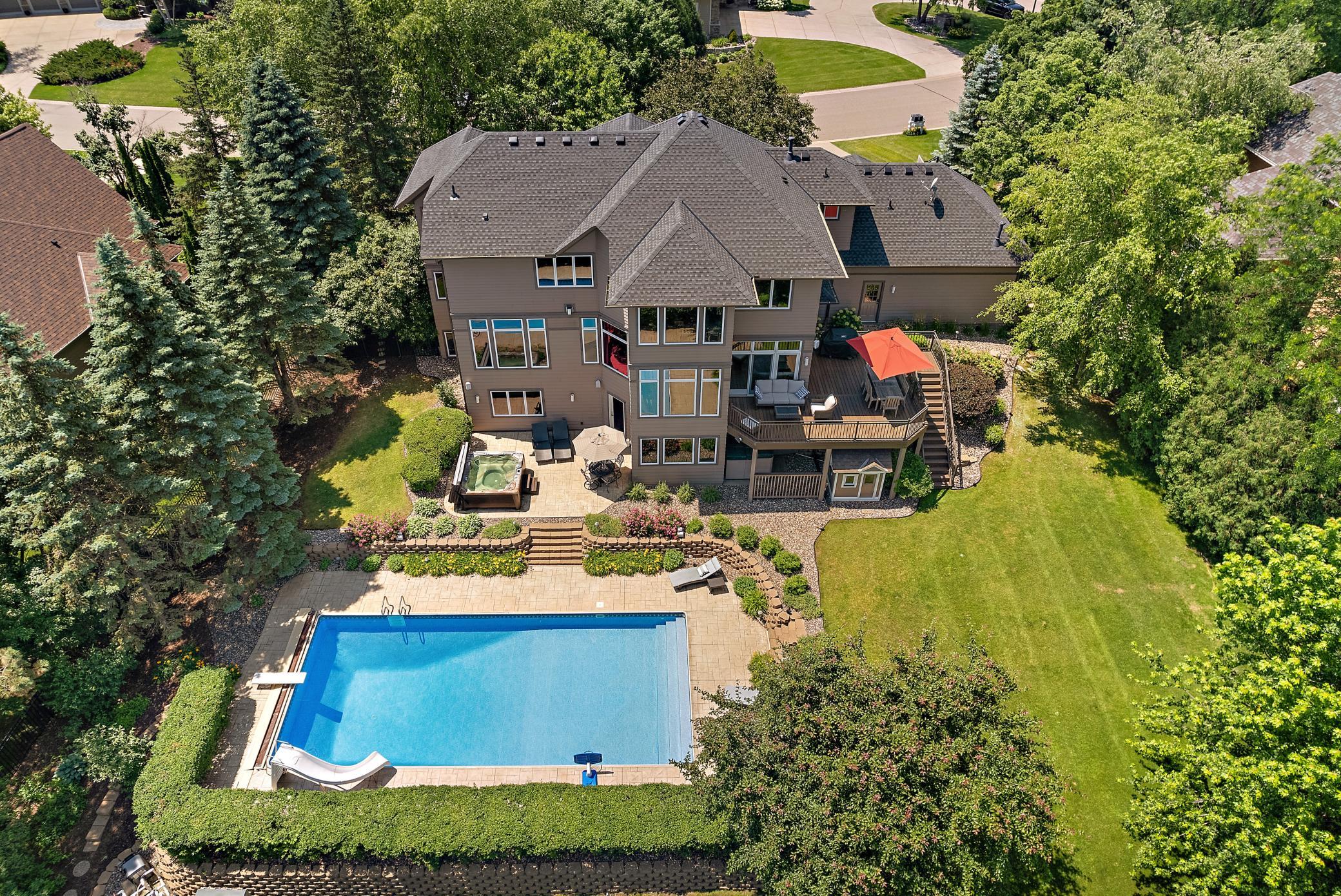 3717  Fairway Point, Woodbury, MN