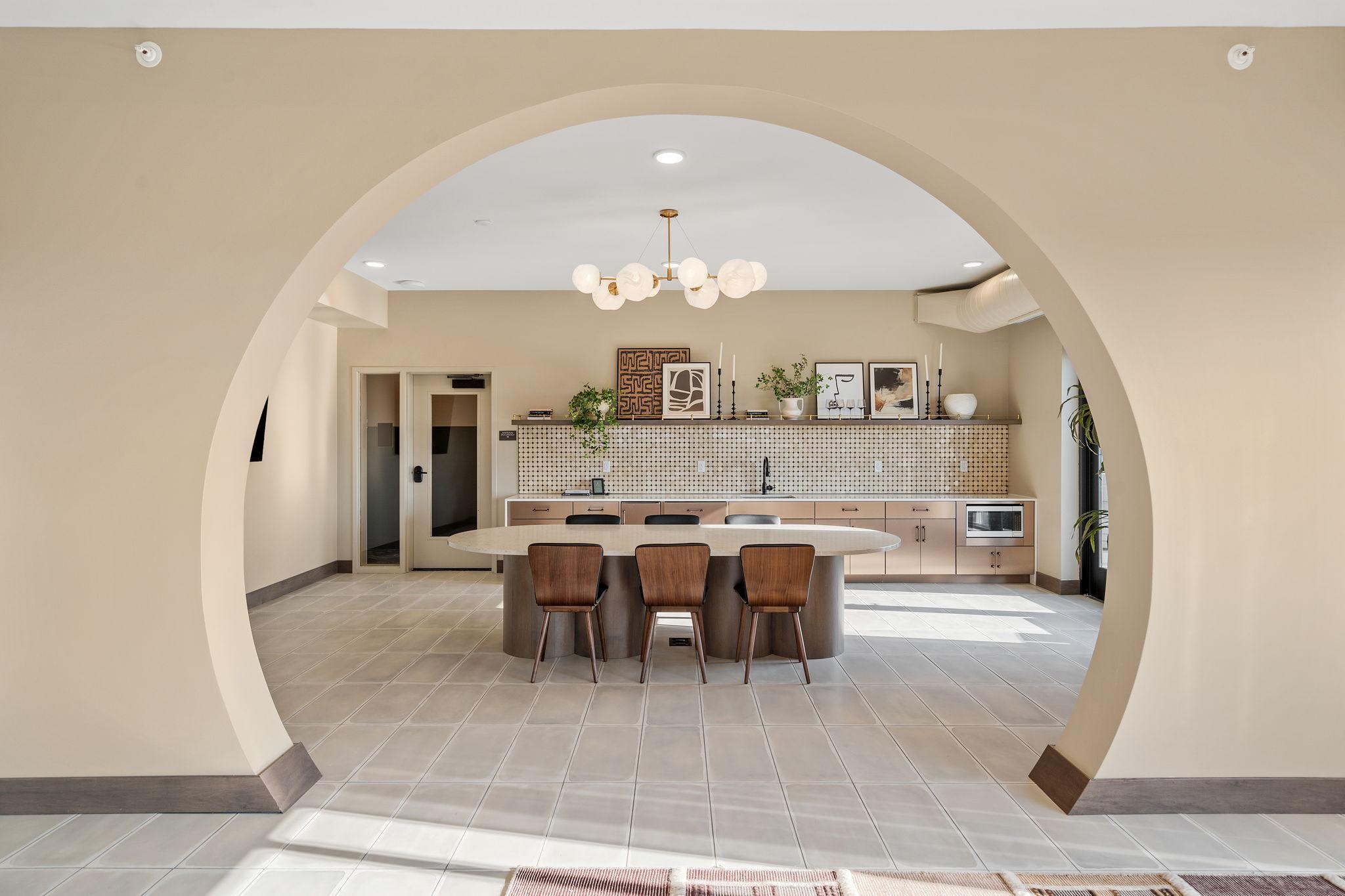 470  Lexington Parkway S, Saint Paul, MN