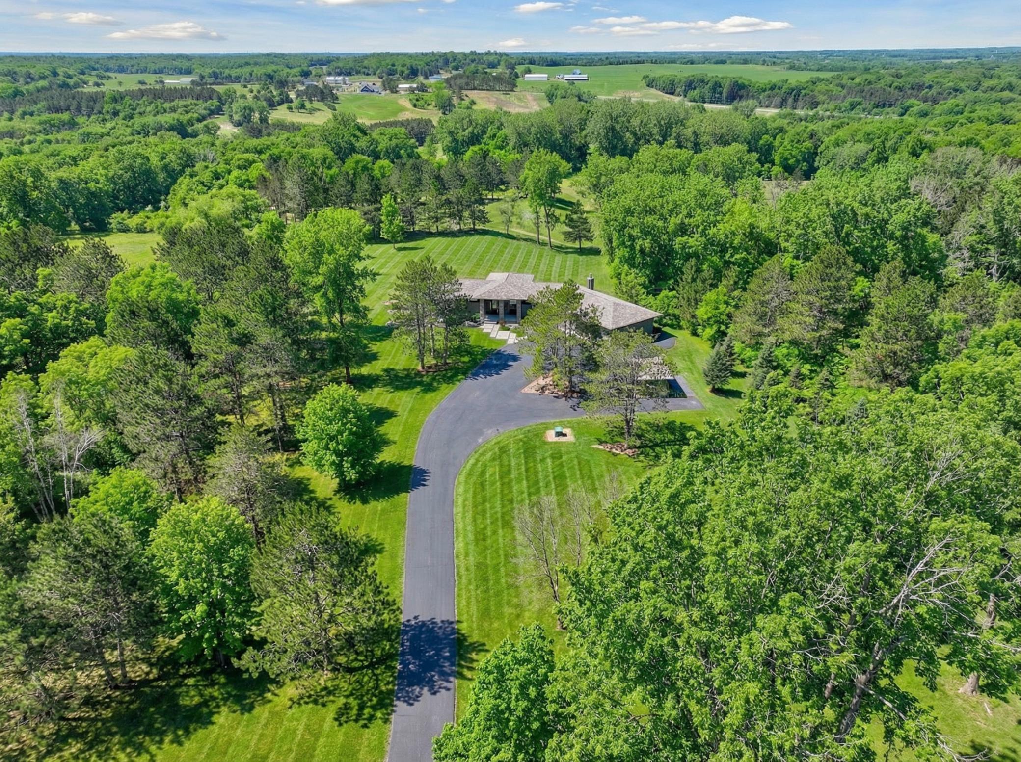 1618  40th Street, Somerset, WI