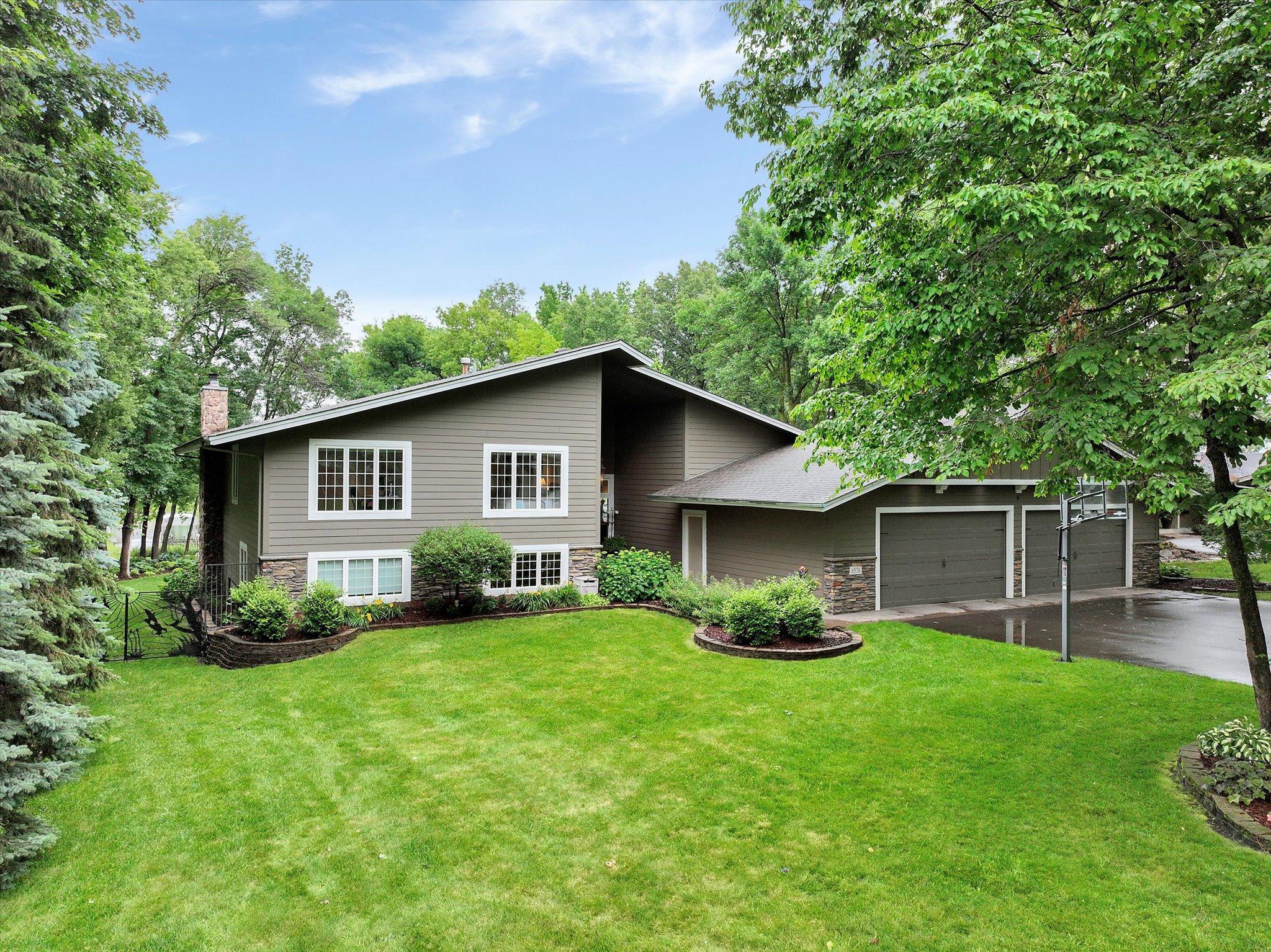 6570  Rustic Road SE, Prior Lake, MN