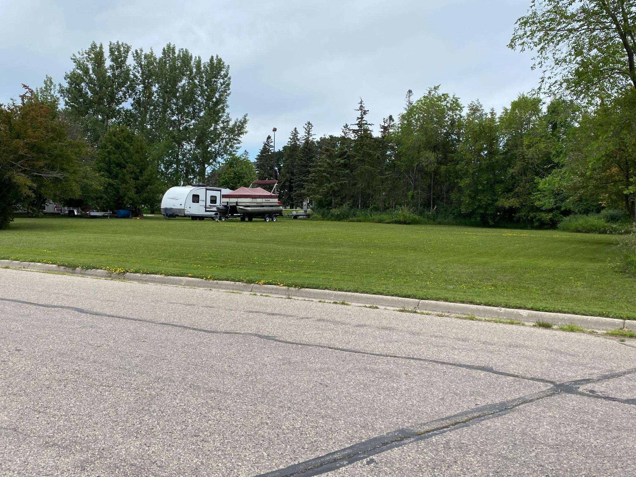 1603  Cardinal Drive N, Thief River Falls, MN