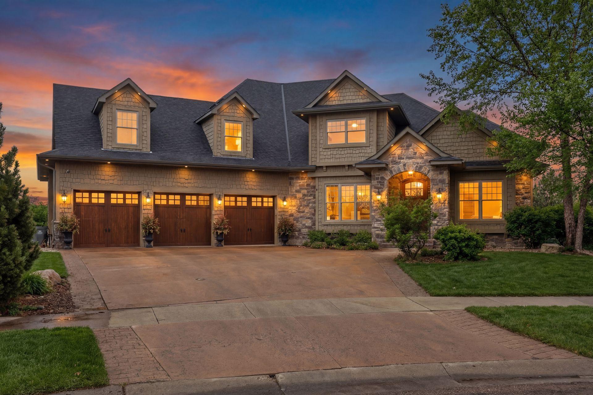 2490  Marshview Court, Victoria, MN