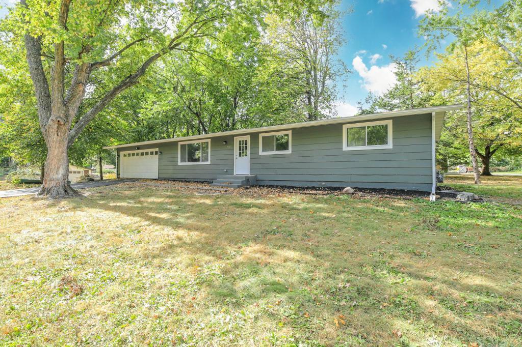 835  Niagara Lane N, Plymouth, MN