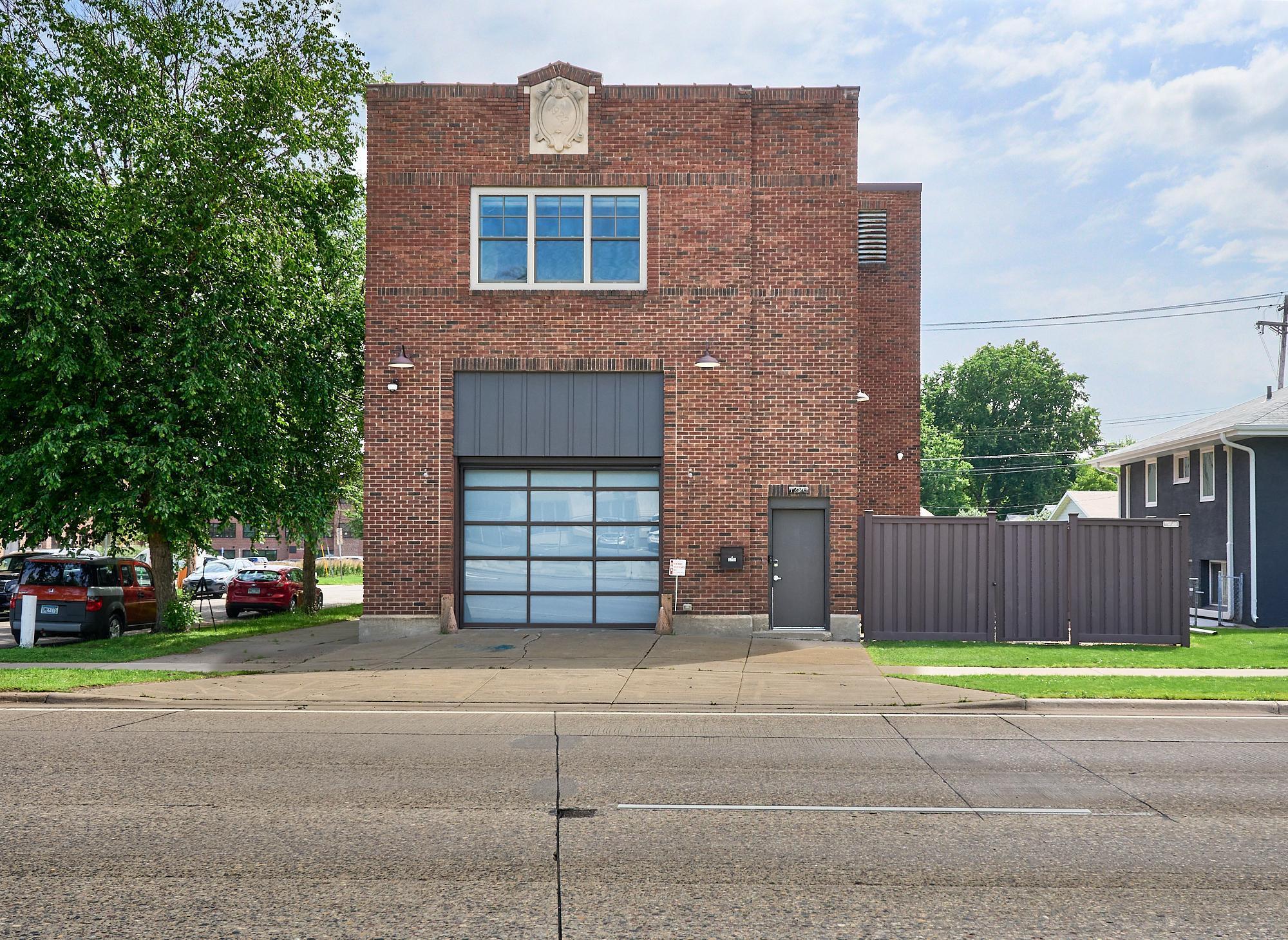 1290  Snelling Avenue  N, Saint Paul, MN