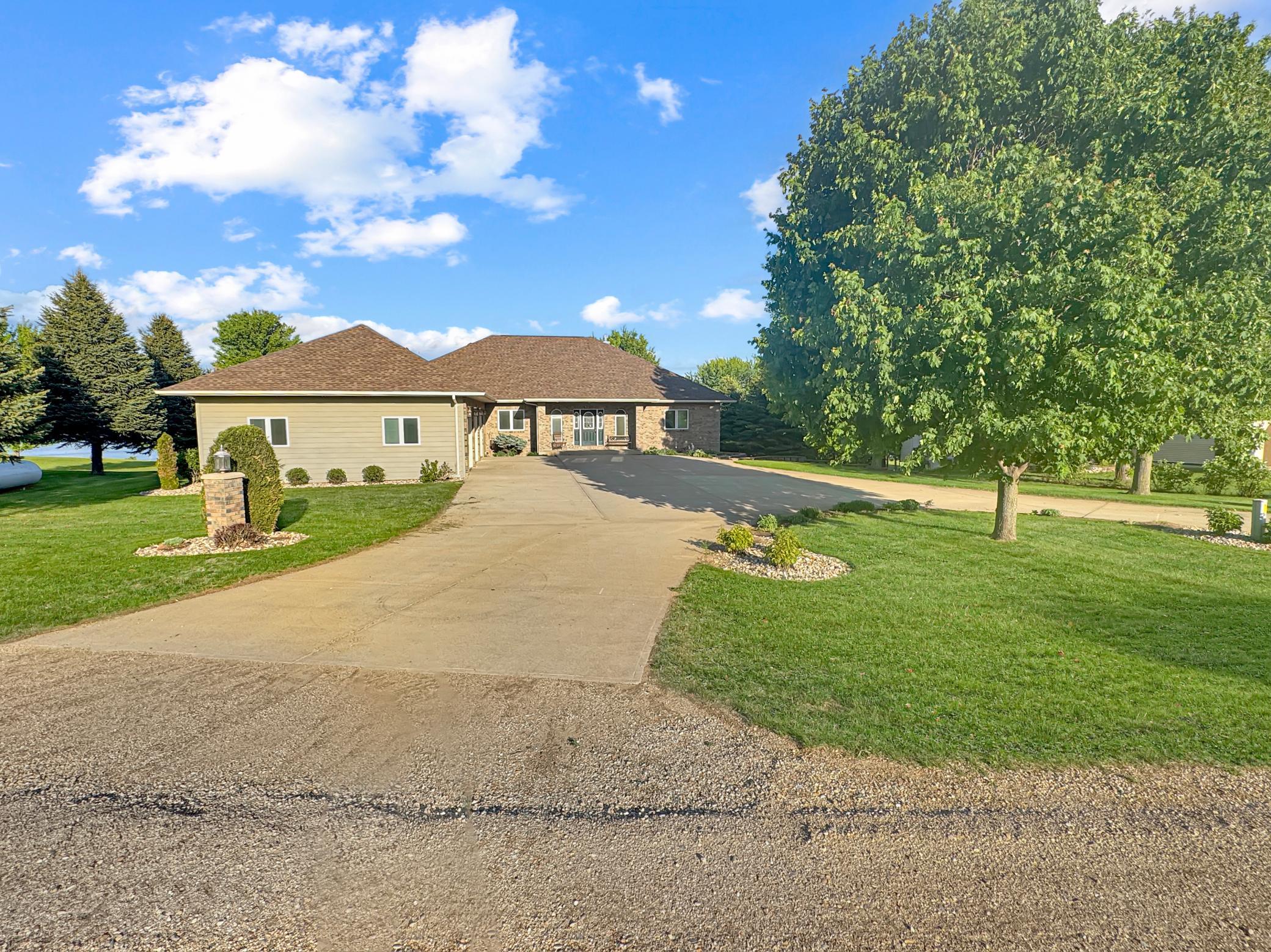 16  Pheasant Drive, Slayton, MN