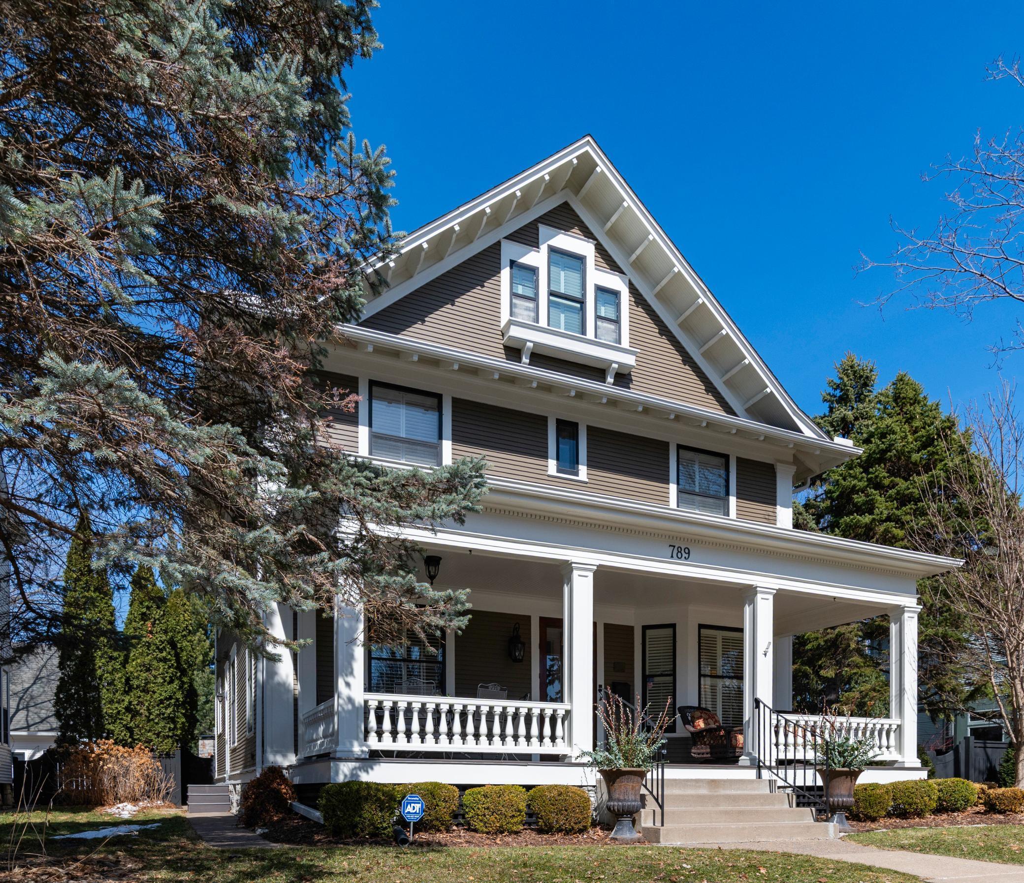 789  Lincoln Avenue, Saint Paul, MN