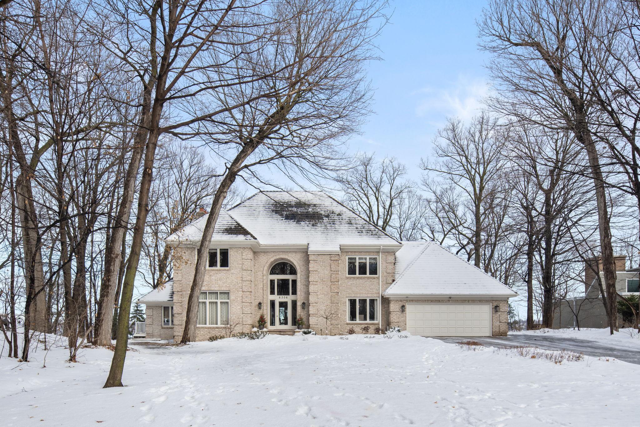 6306  Maple Ridge, Excelsior, MN