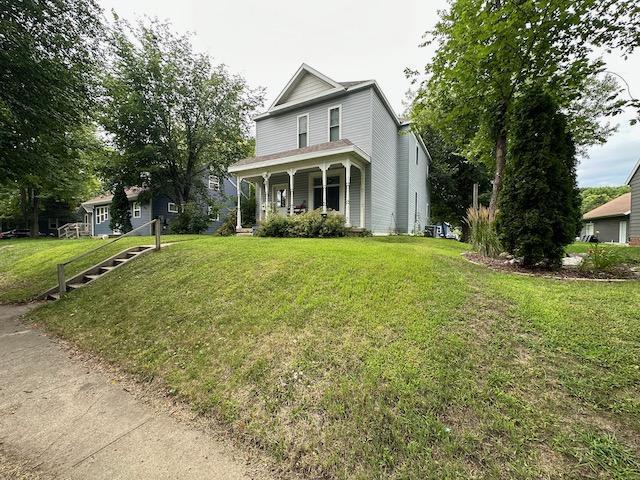 712  3rd Street SW, Willmar, MN