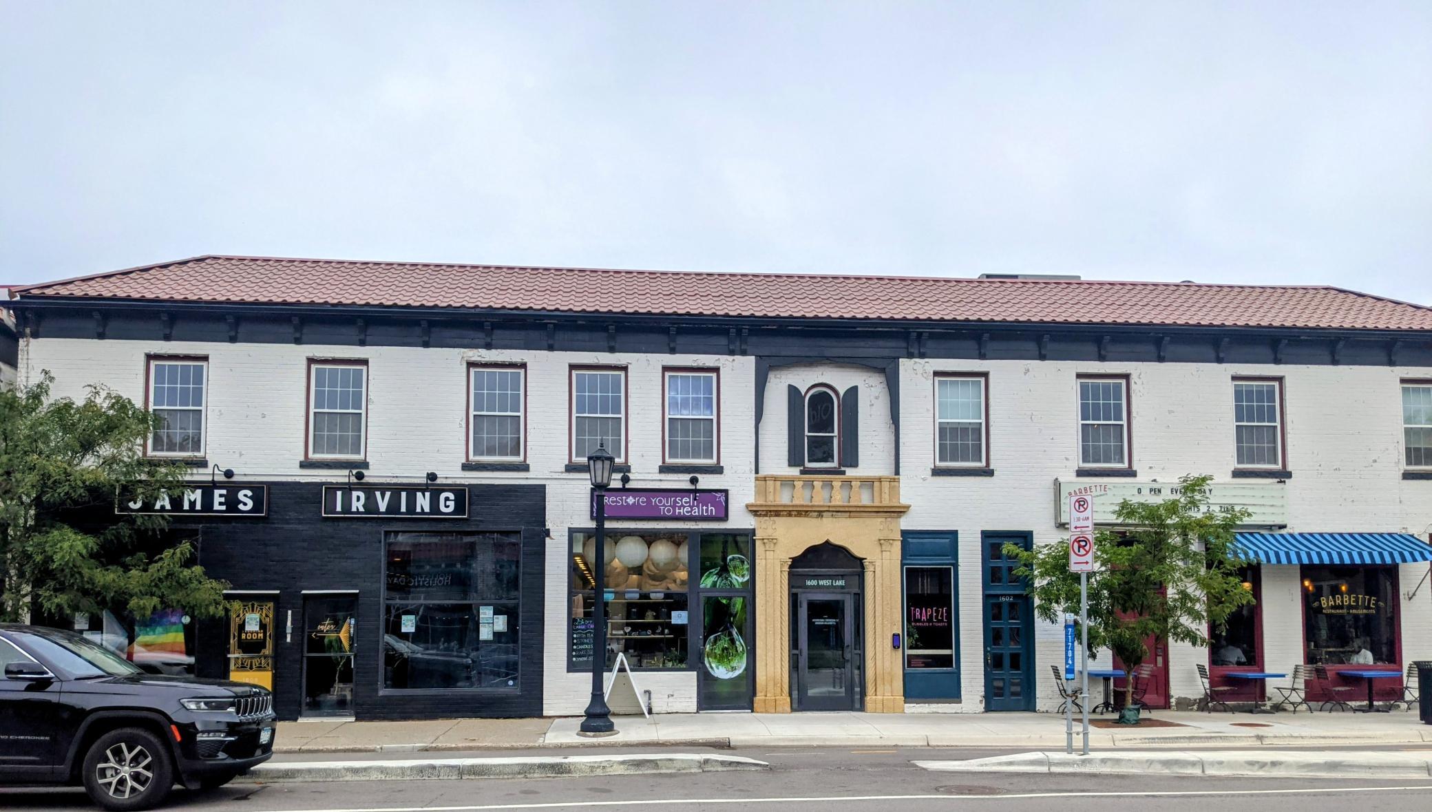 1600 W Lake Street, Minneapolis, MN