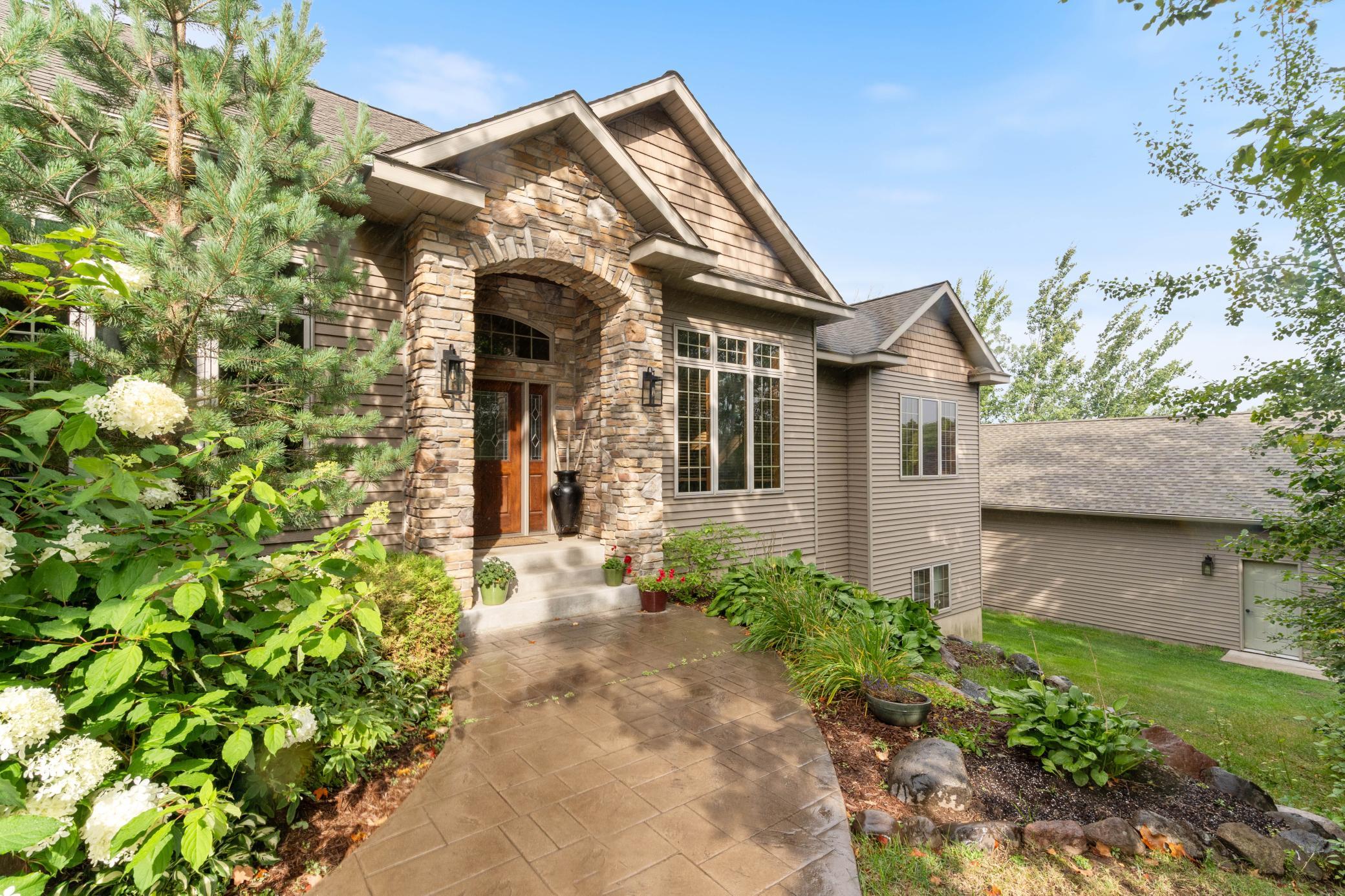 1950  Middle Lane, Duluth, MN