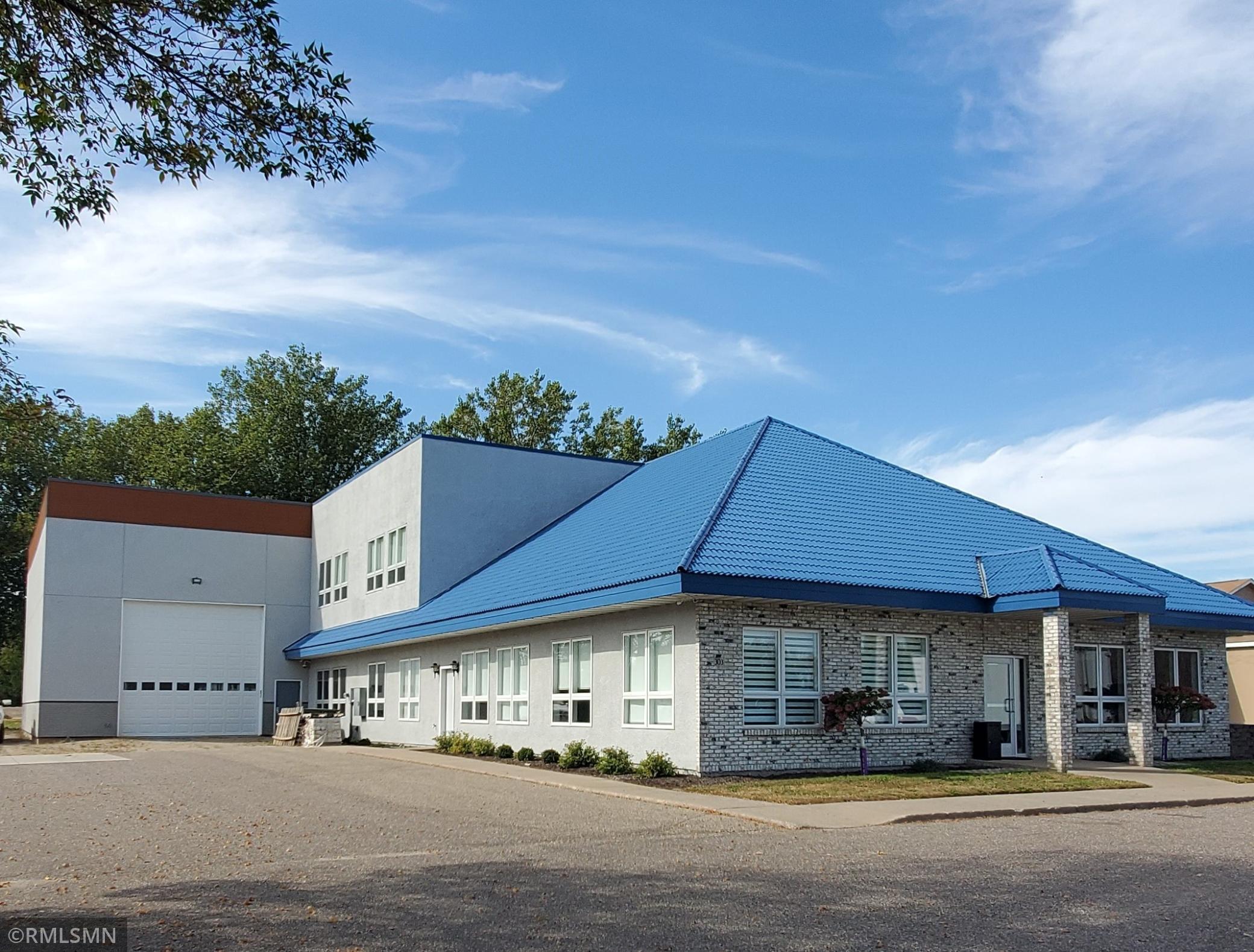 303  12th Avenue S, Buffalo, MN