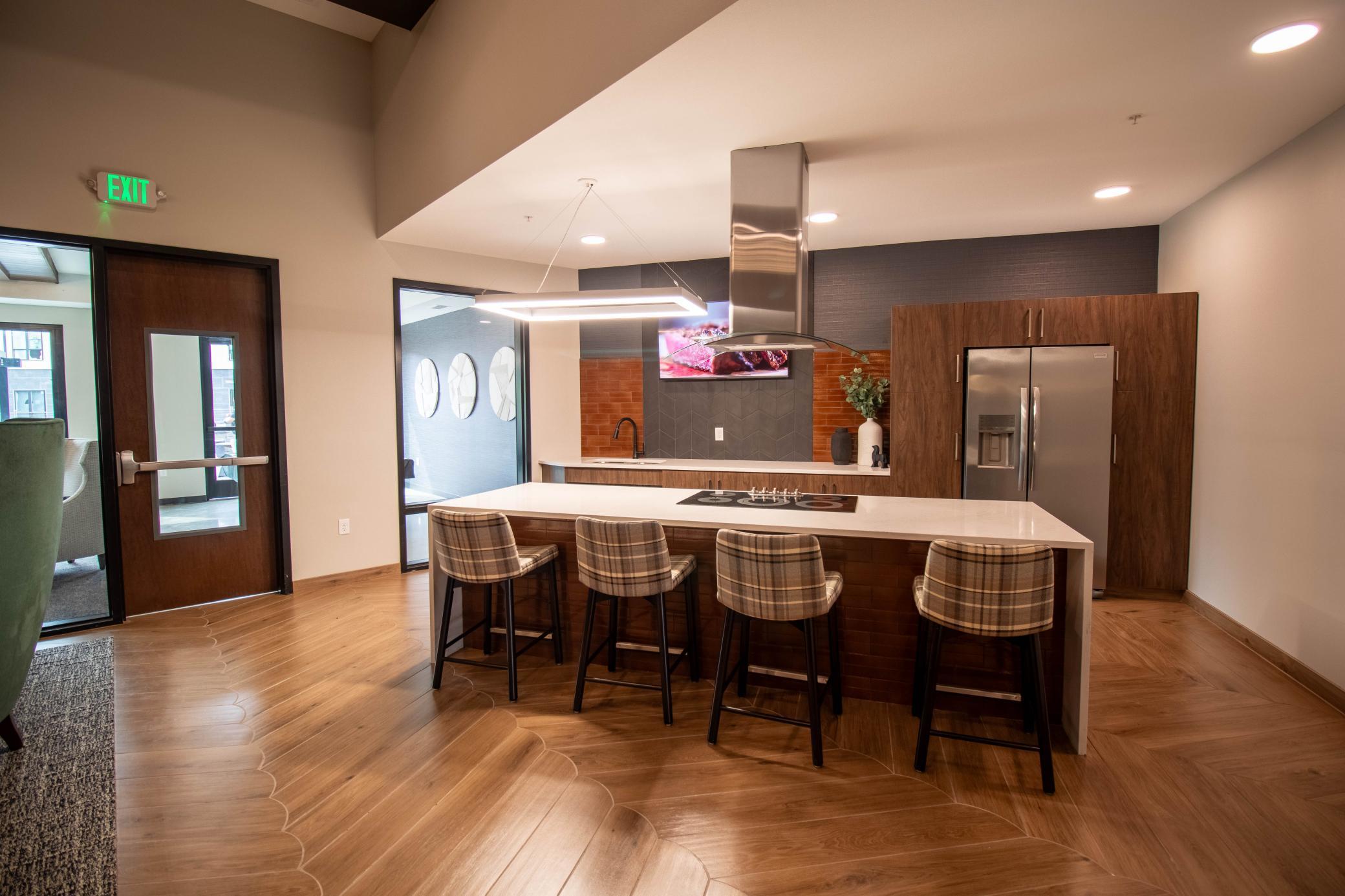 6450  37th Avenue NW, Rochester, MN